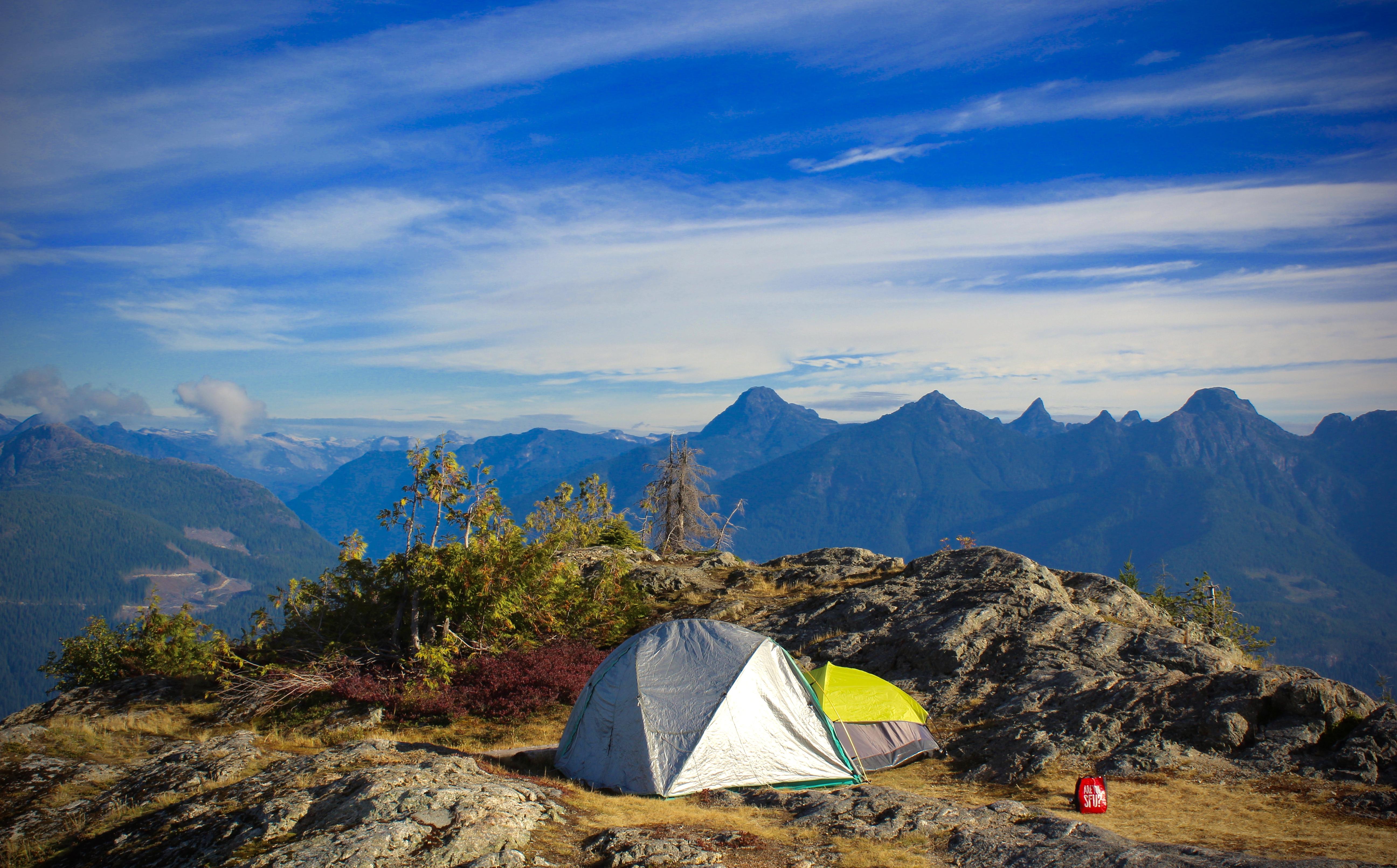 Camping atop of Tin Hat Mountain, British Columbia r/hiking
