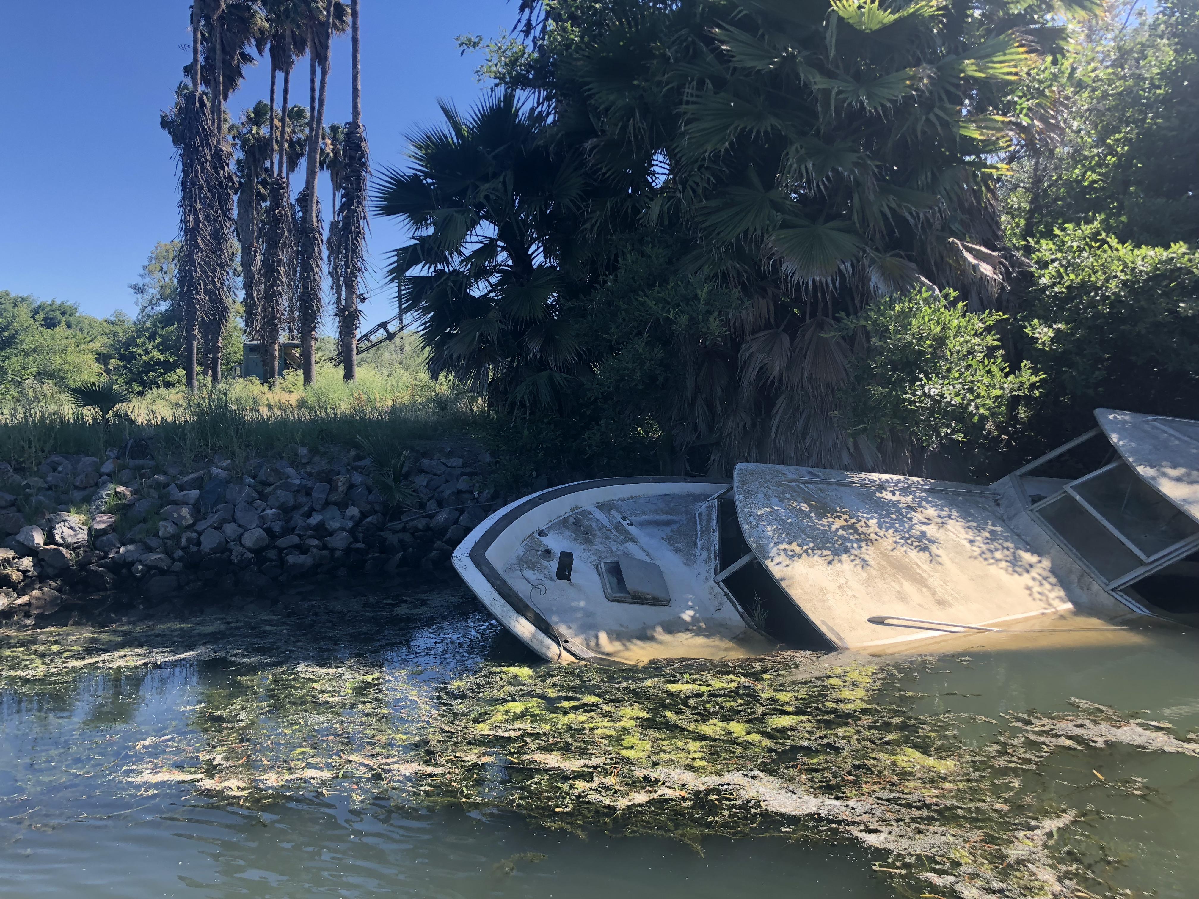 California Delta Island r/AbandonedPorn