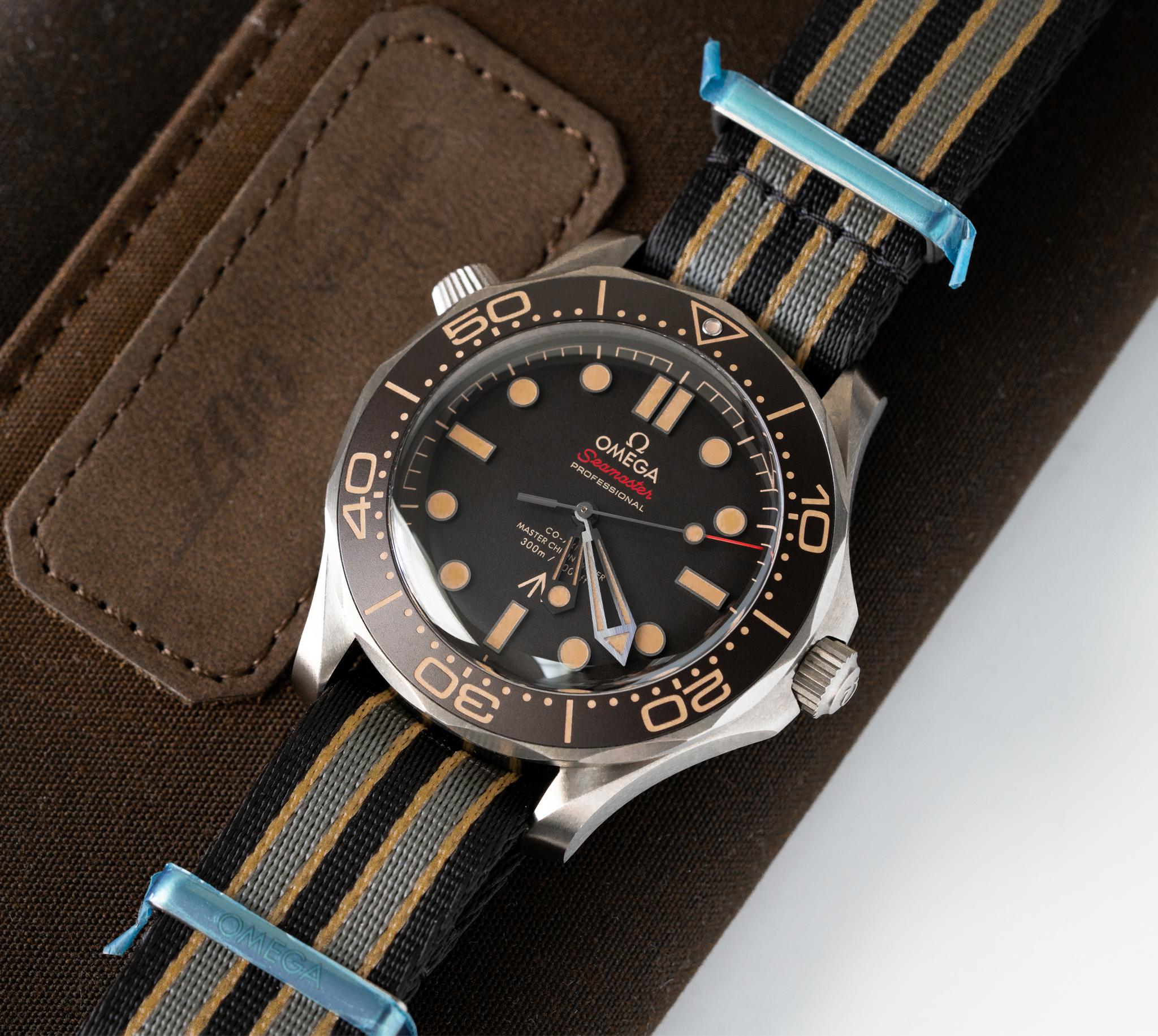 [WTS] Omega Seamaster Diver James Bond 007 No Time To Die Titanium Nato