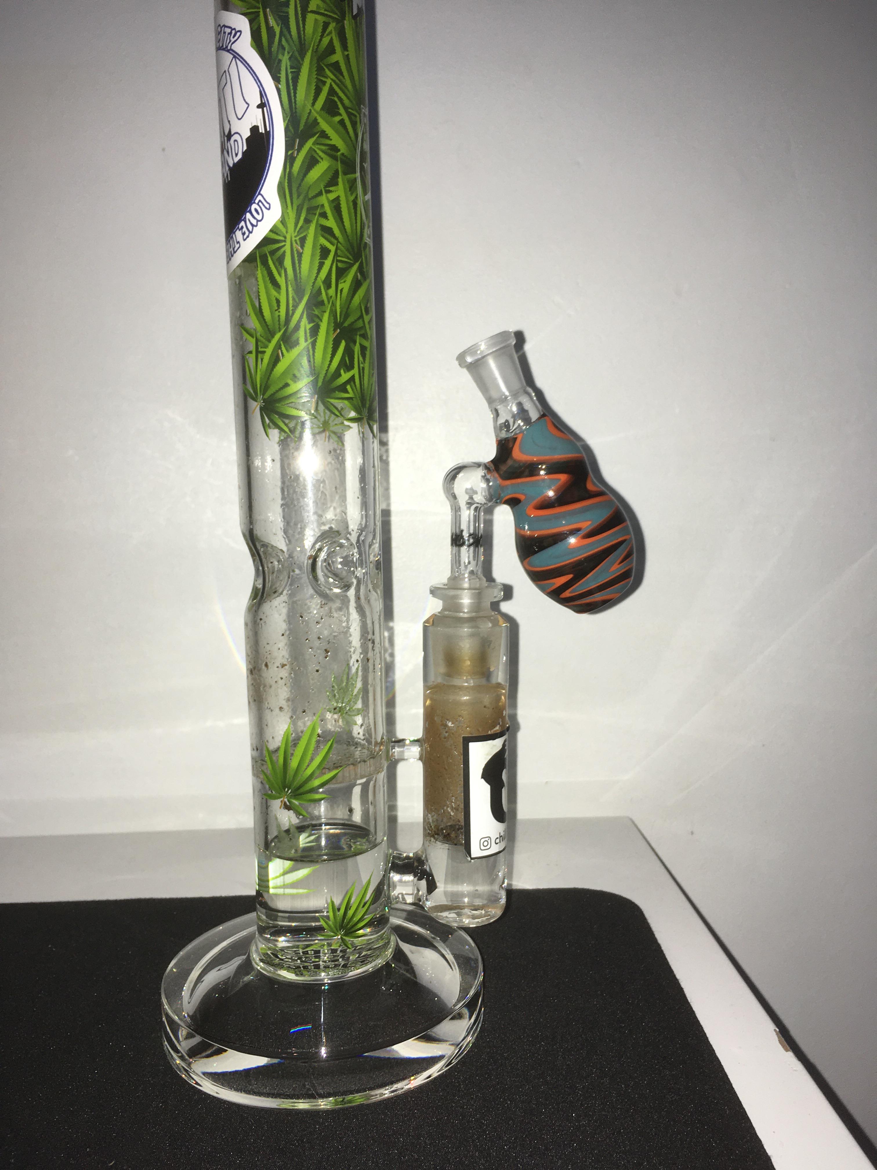 How much water should I add to the extra water holder? Or whats it