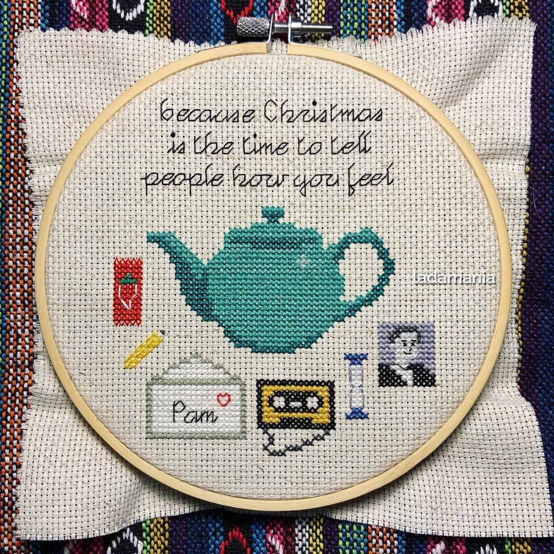 [FO] Jim’s teapot and bonus gifts to Pam from the Christmas Party