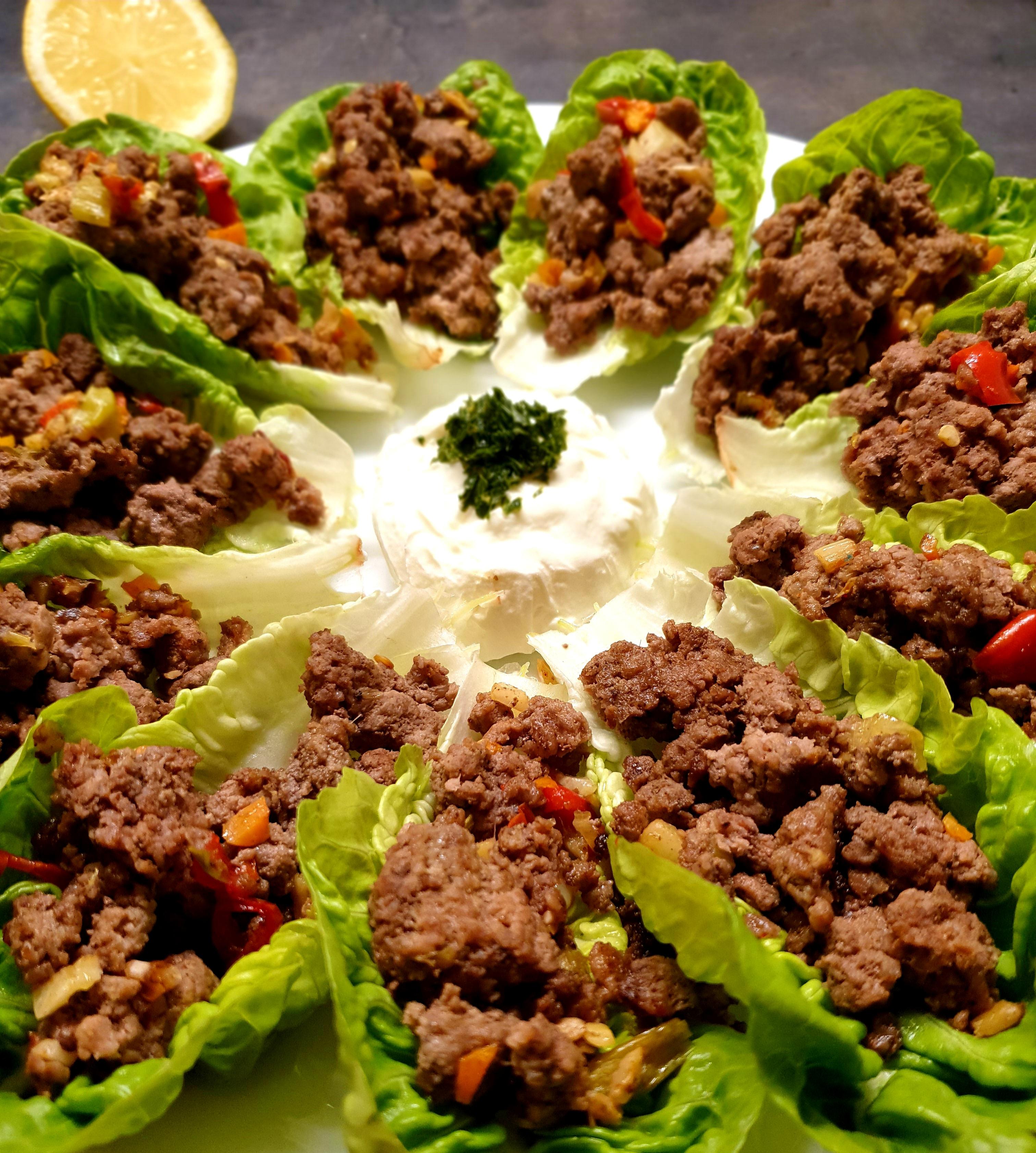 [Homemade] Minced beef w/ garlic, green onions, ginger and pepperoni