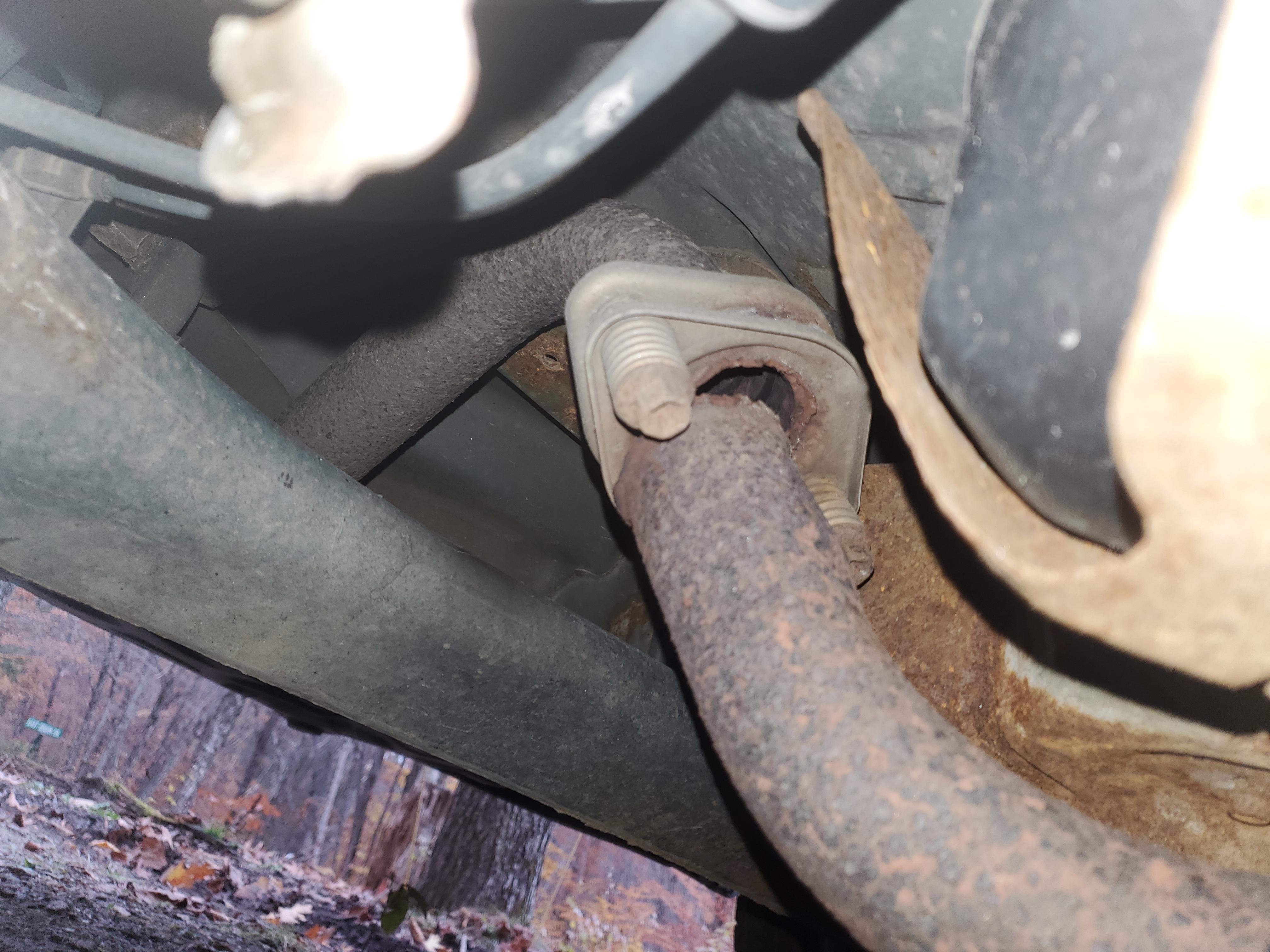 2007 Corolla broke exhaust pipe / leak. What's the best way to fix this