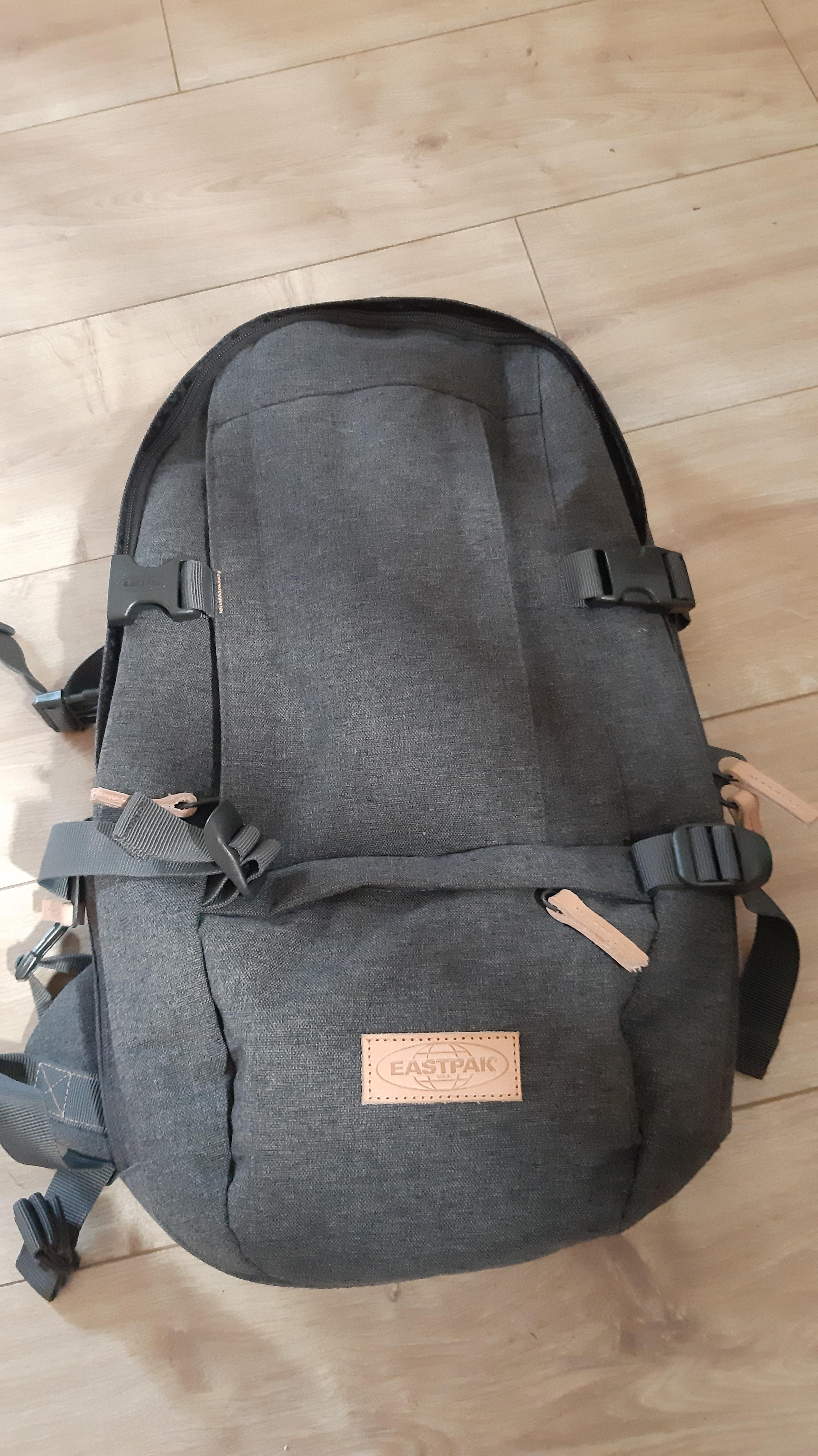 New backpack eastpak floid r/backpacks