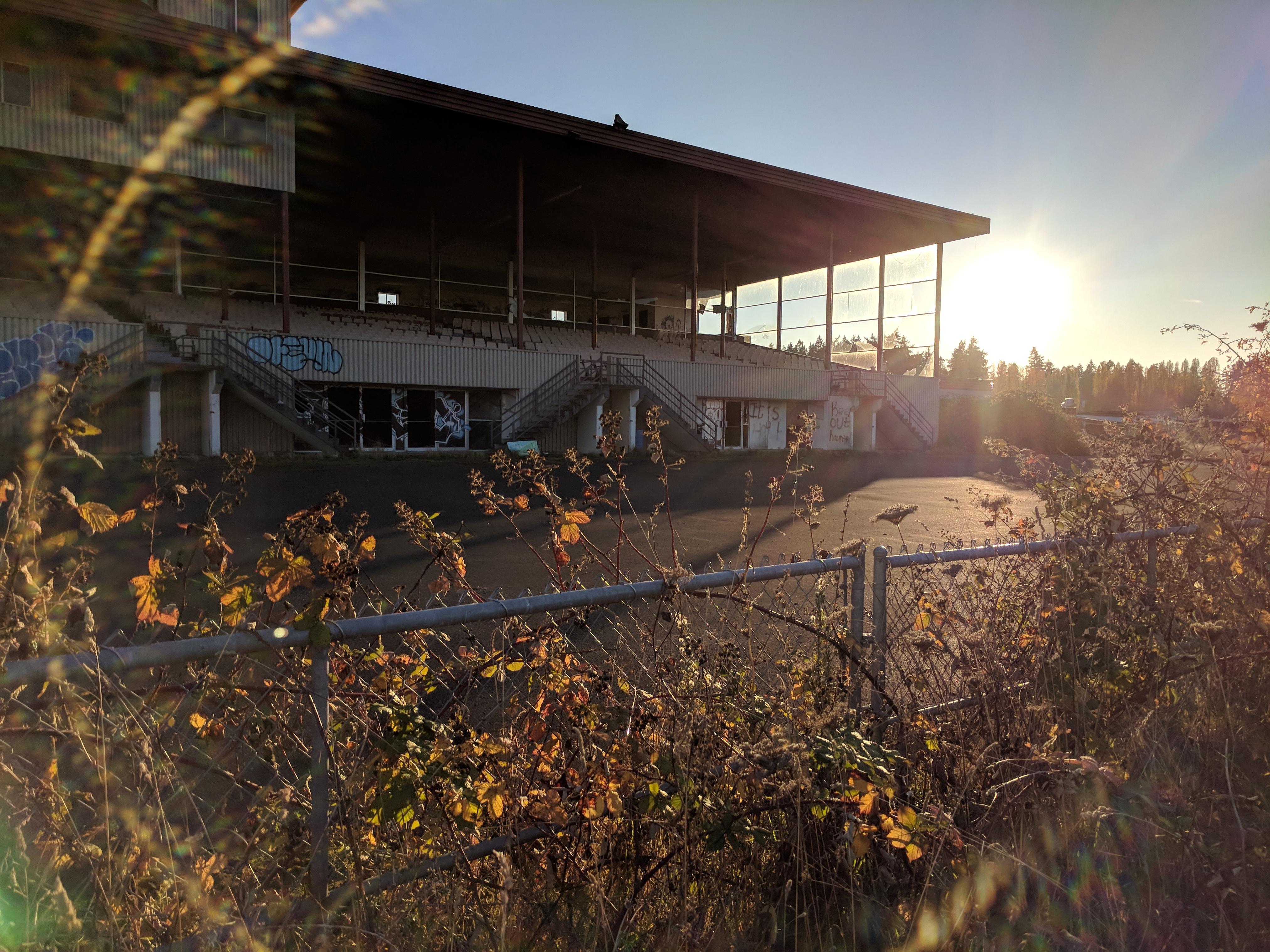 Abandoned horse racing track. (4048x3036) r/AbandonedPorn