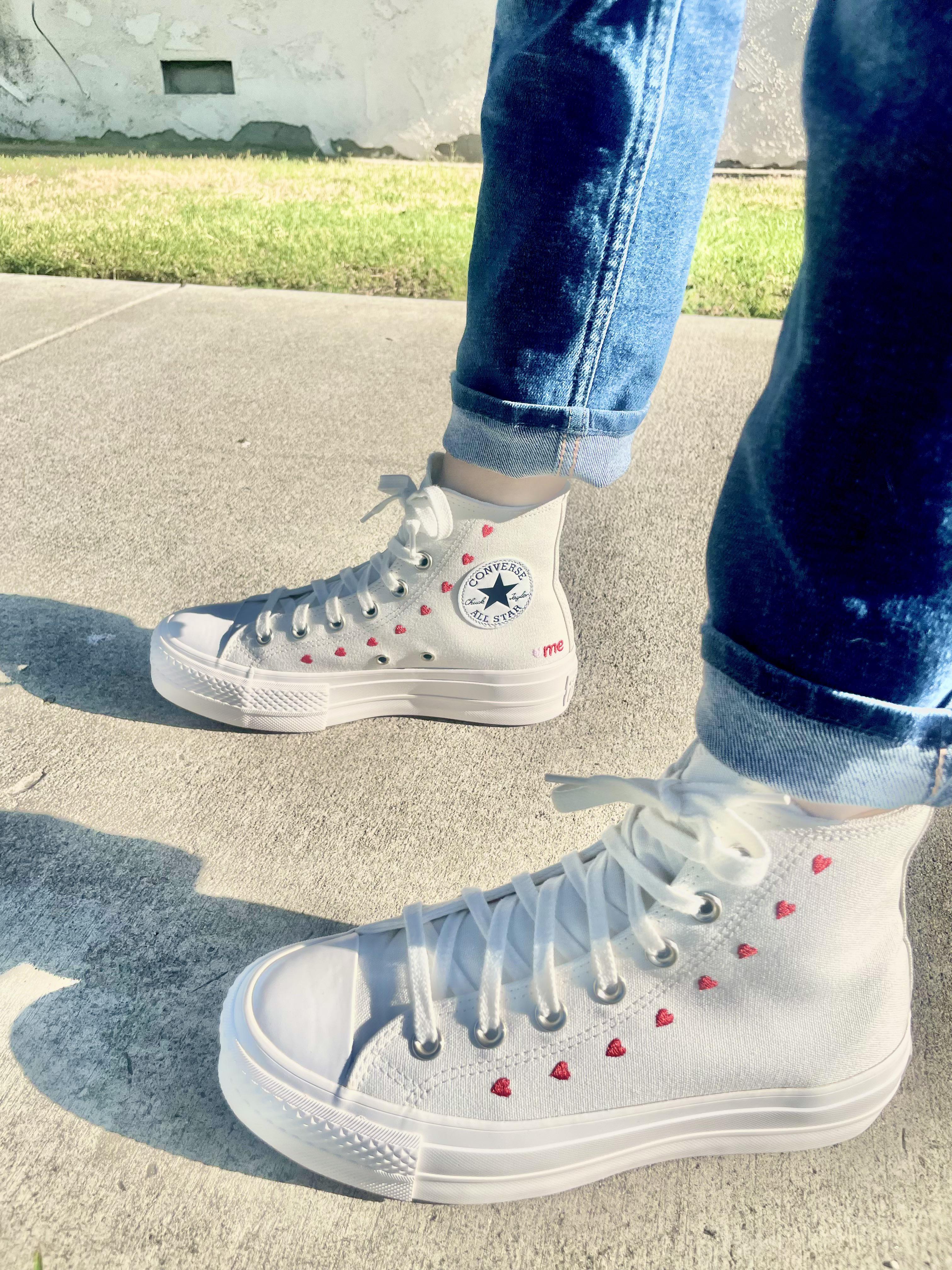 converse platforms with embroidered hearts Sneakers