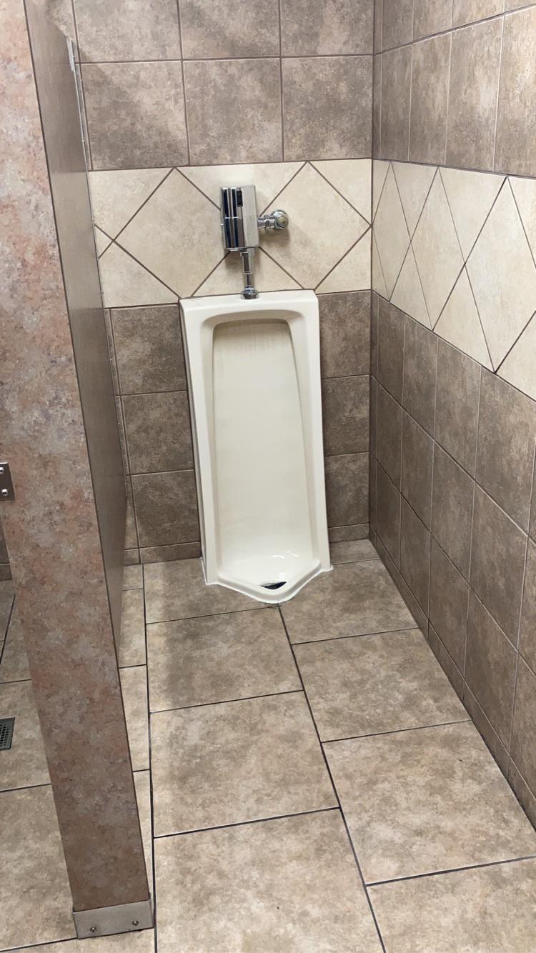 A urinal that goes all the way to the floor r/mildlyinteresting