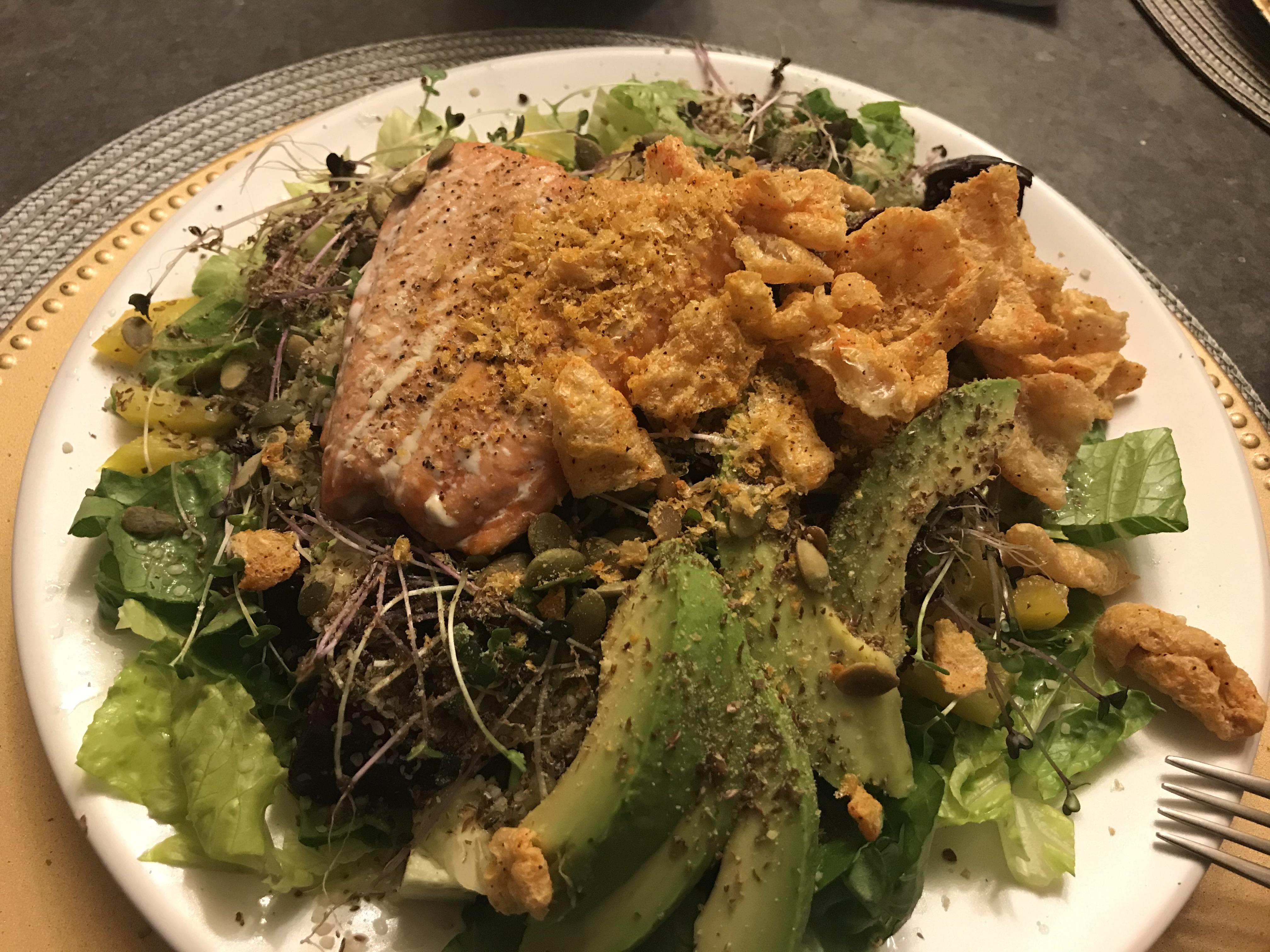 Pork rinds are an excellent salad topping. Change my mind. r/salads
