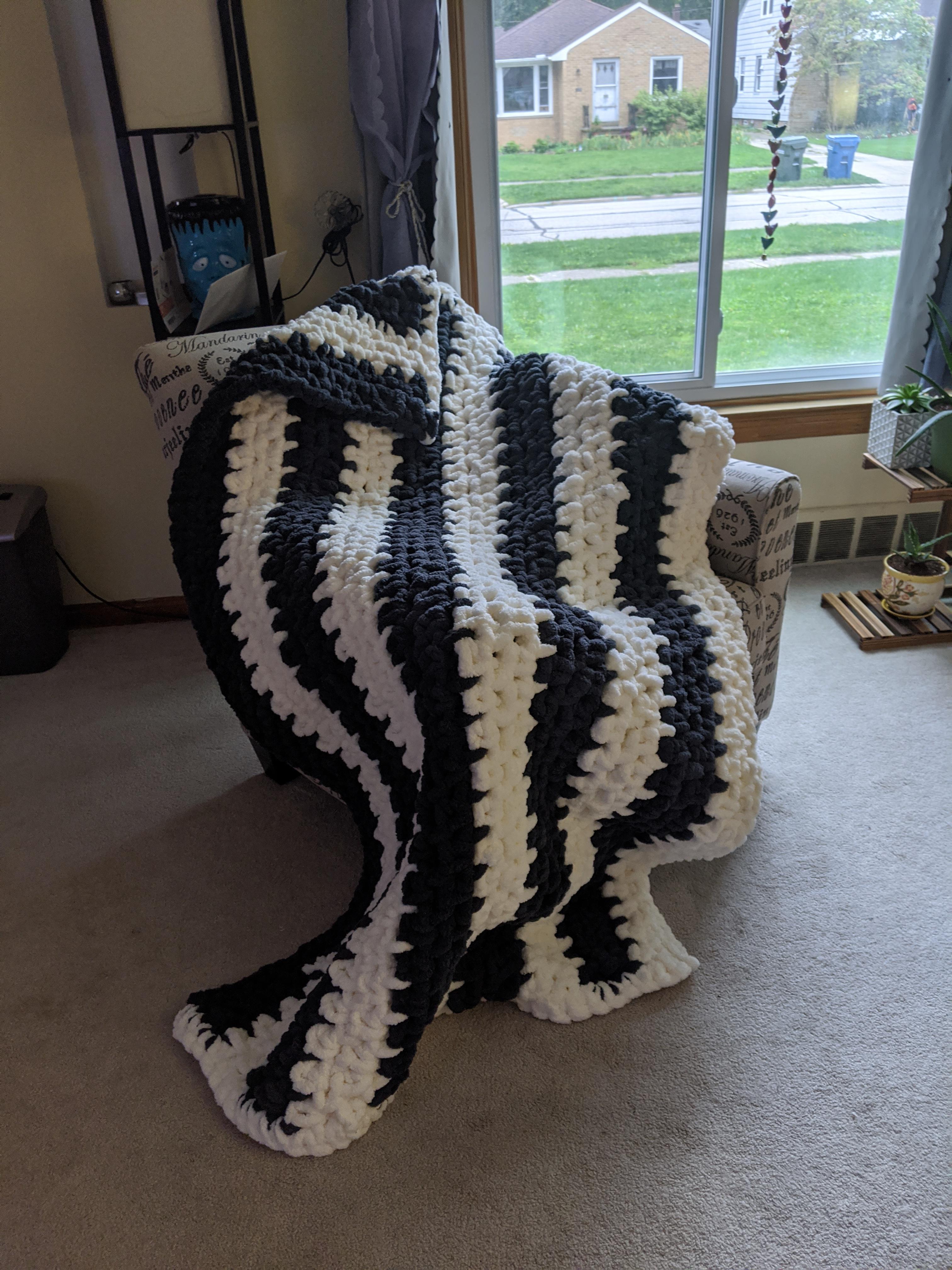Super chunky yarn makes a super thick blanket r/crochet