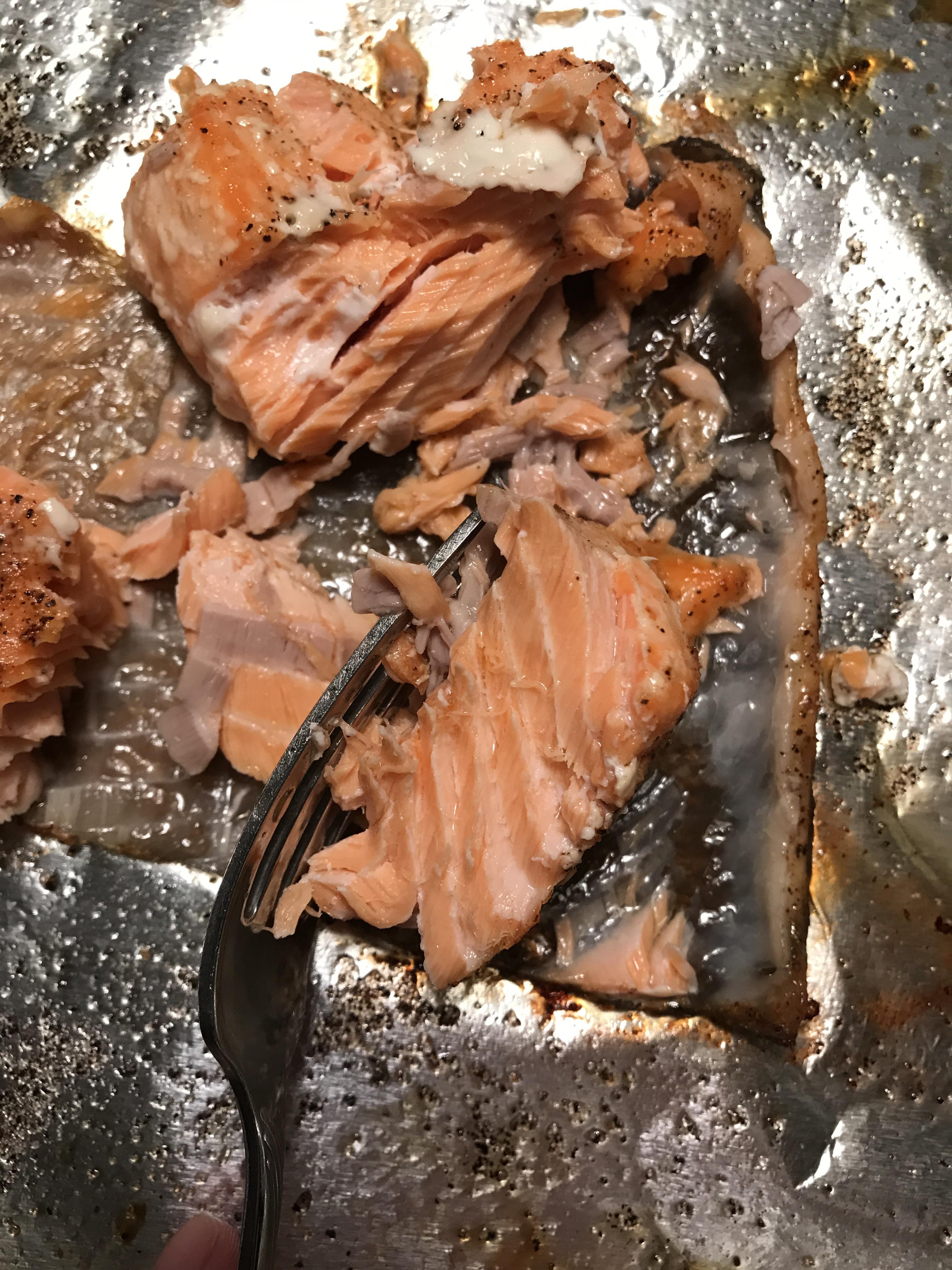 Does this salmon look cooked ? r/HealthyFood