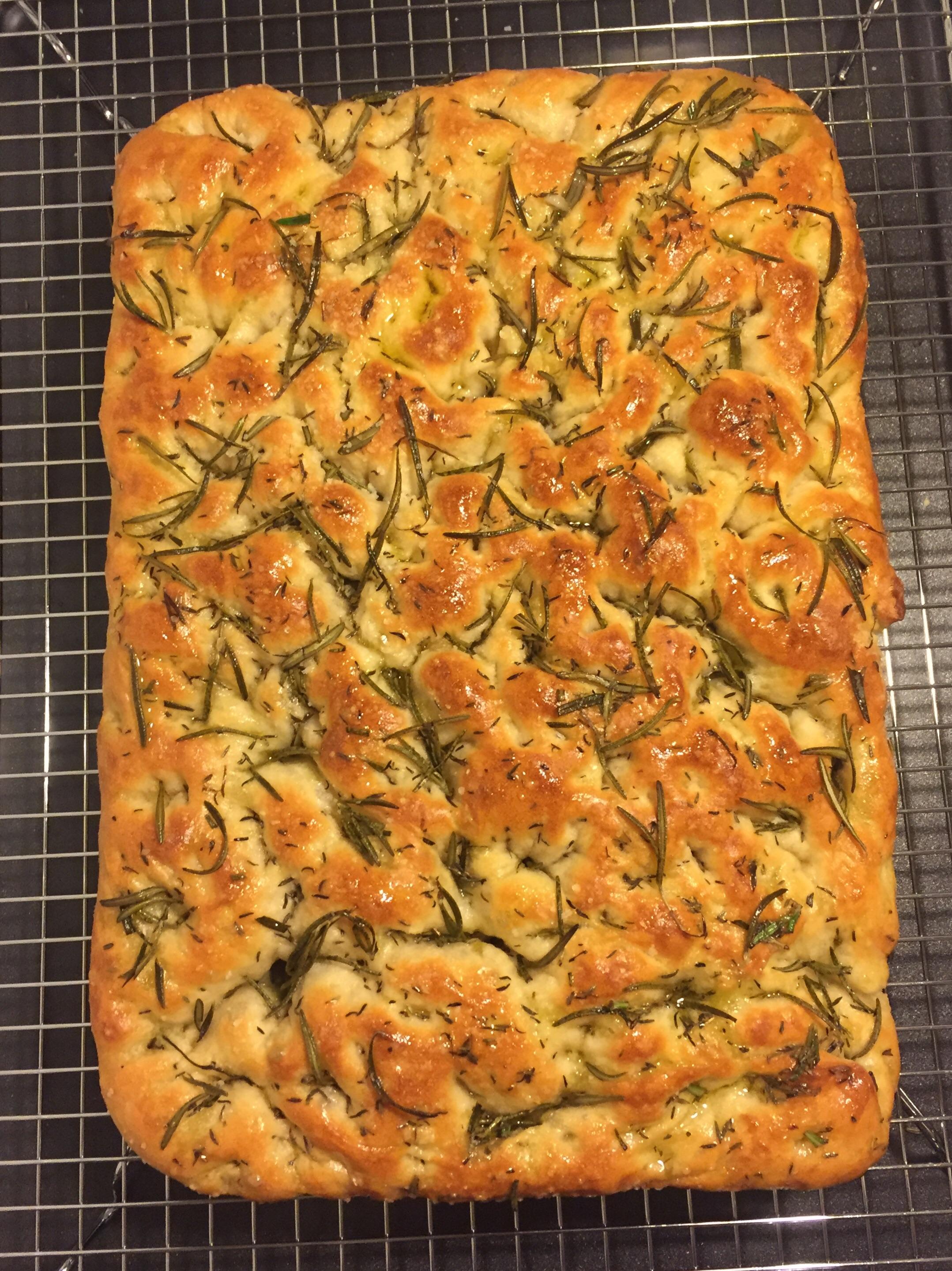 Rosemary Focaccia r/Breadit