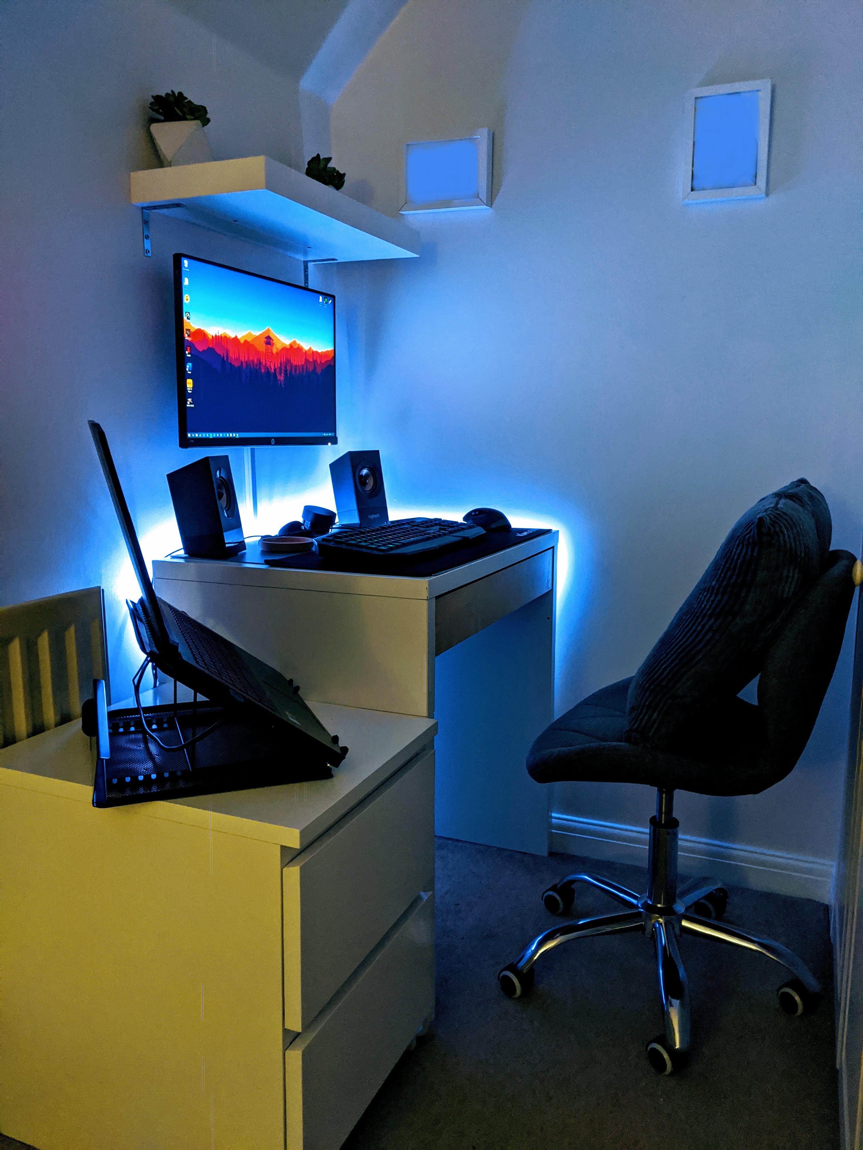 Made the most of some unused space in the bedroom to knock together