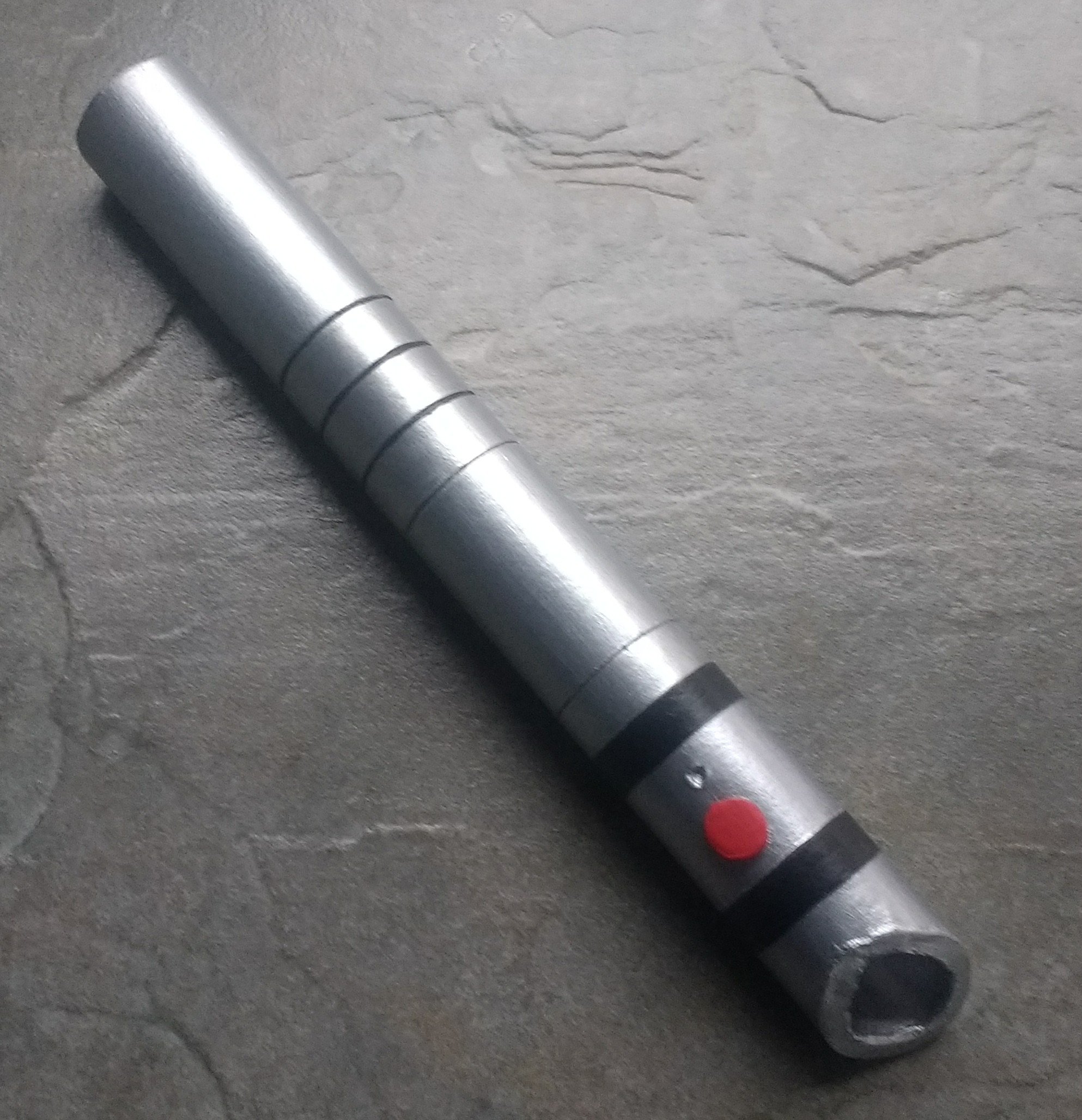 Lord Skere Kaan's lightsaber made out of paper r/lightsabers