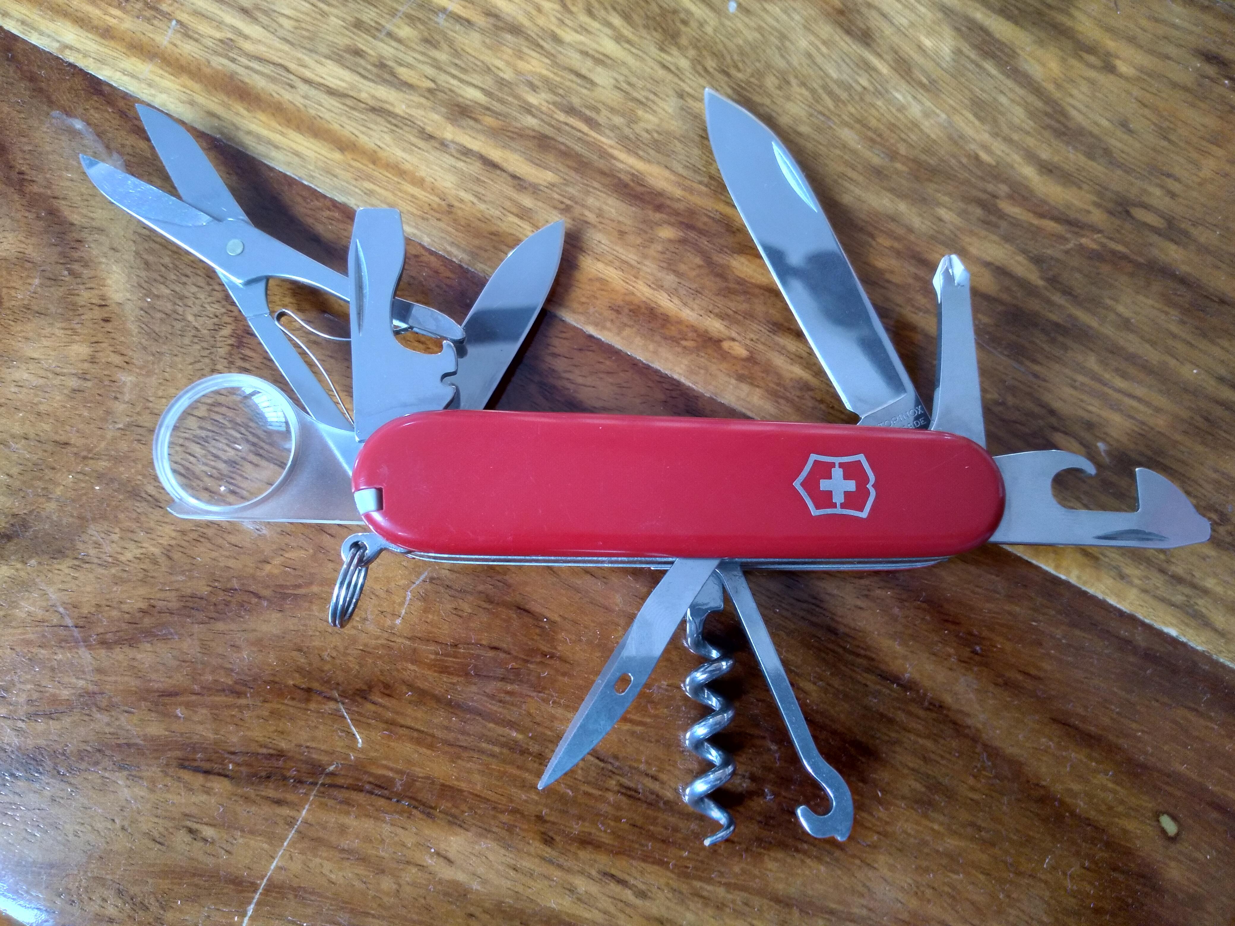 The Explorer Best of Both Worlds Inline Philips and corkscrew. Also