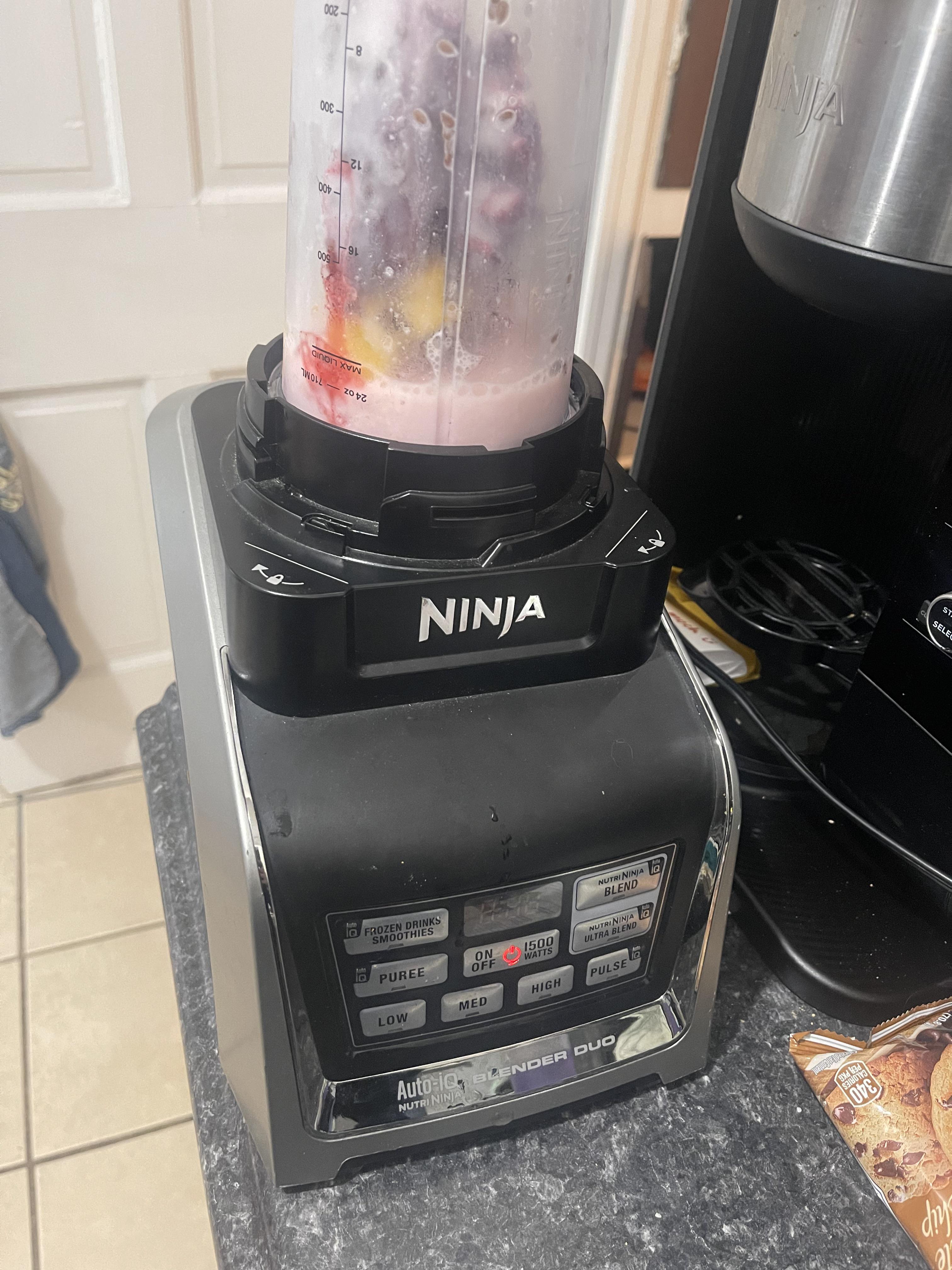 HELP NINJA BLENDER BLINKING RED LIGHT. Anything I can do to trouble