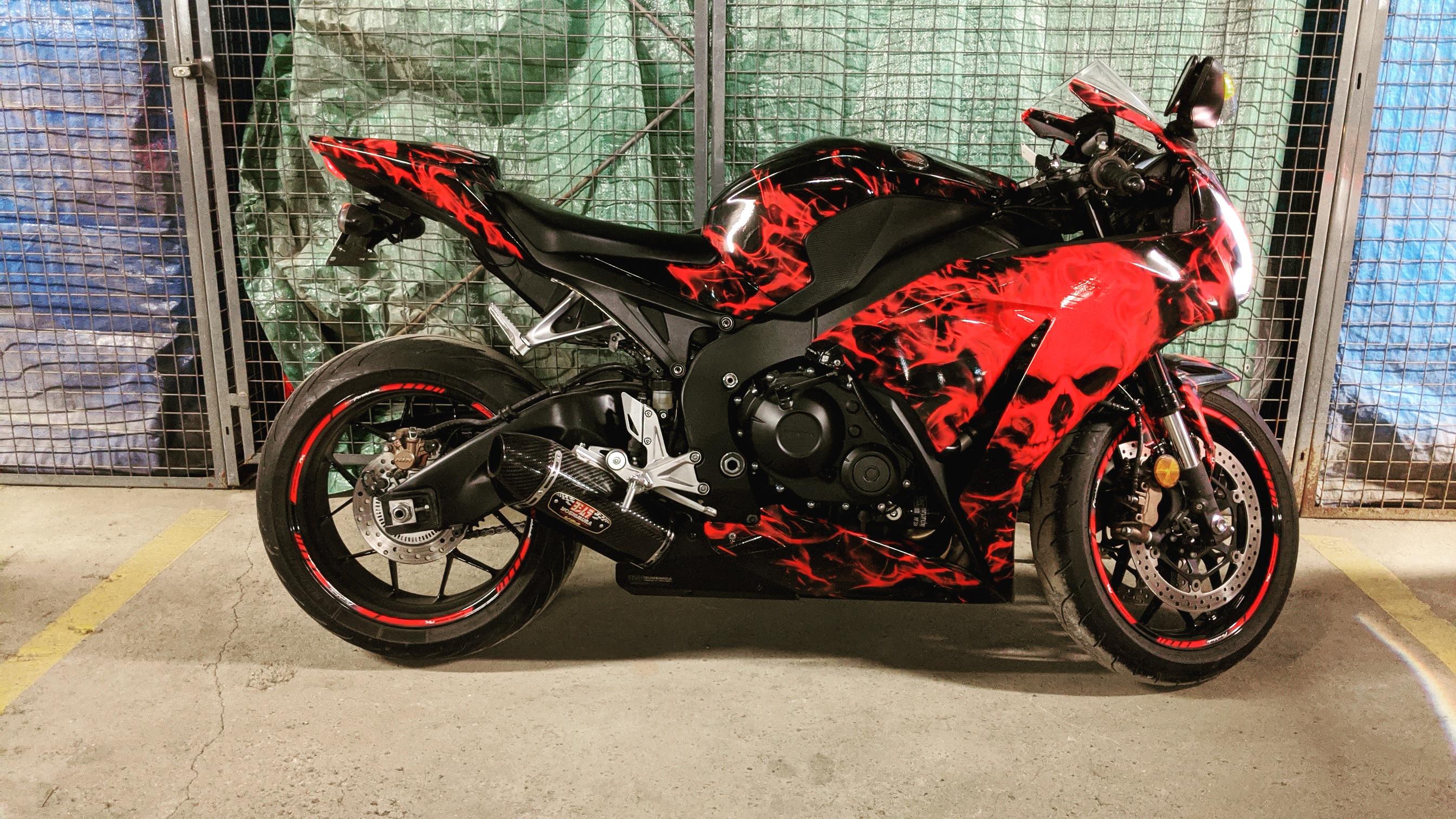 Finished the Winter Vinyl Wrap job! r/cbr