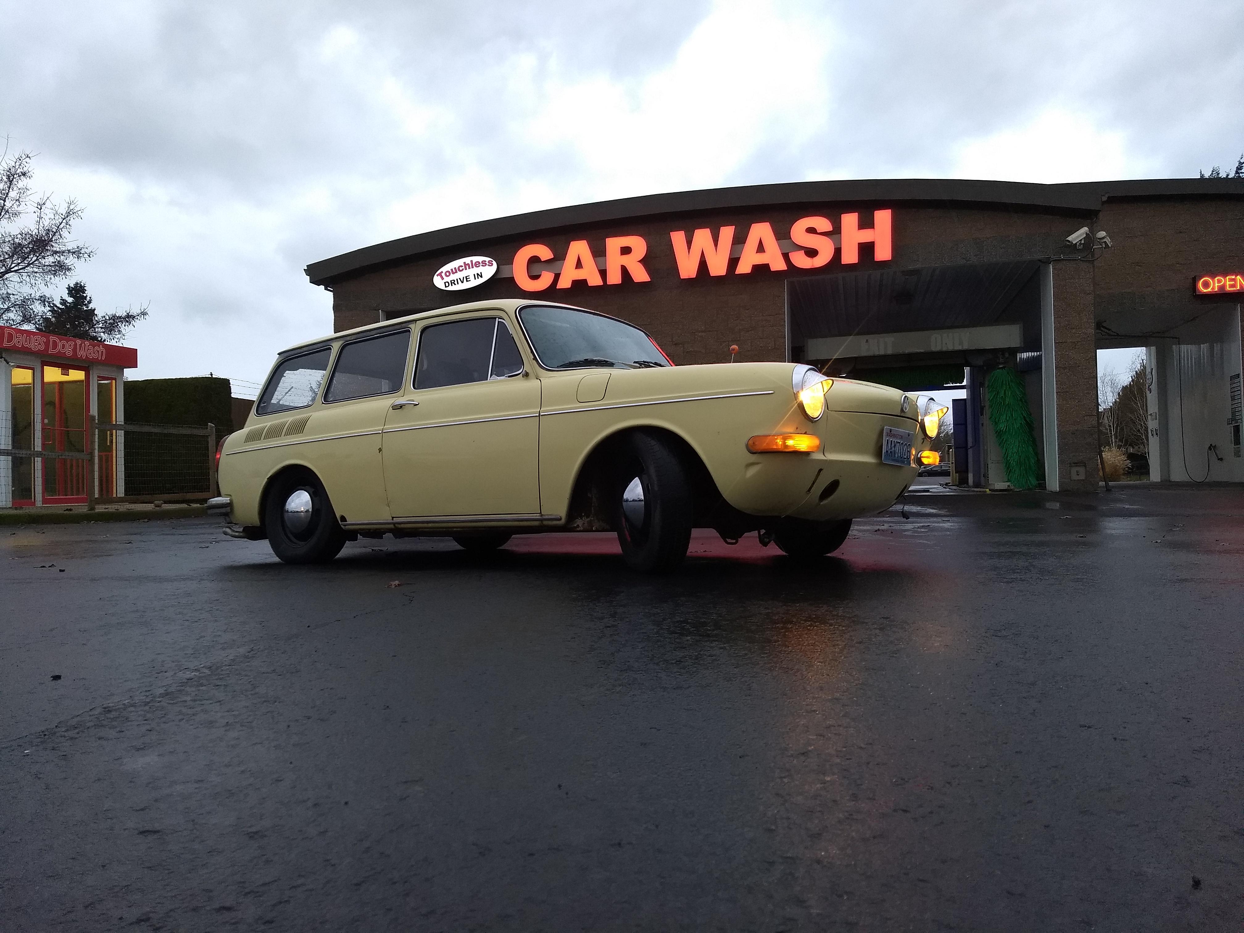 Finally polished Otto the Auto the other day, looking sweet! r/aircooled