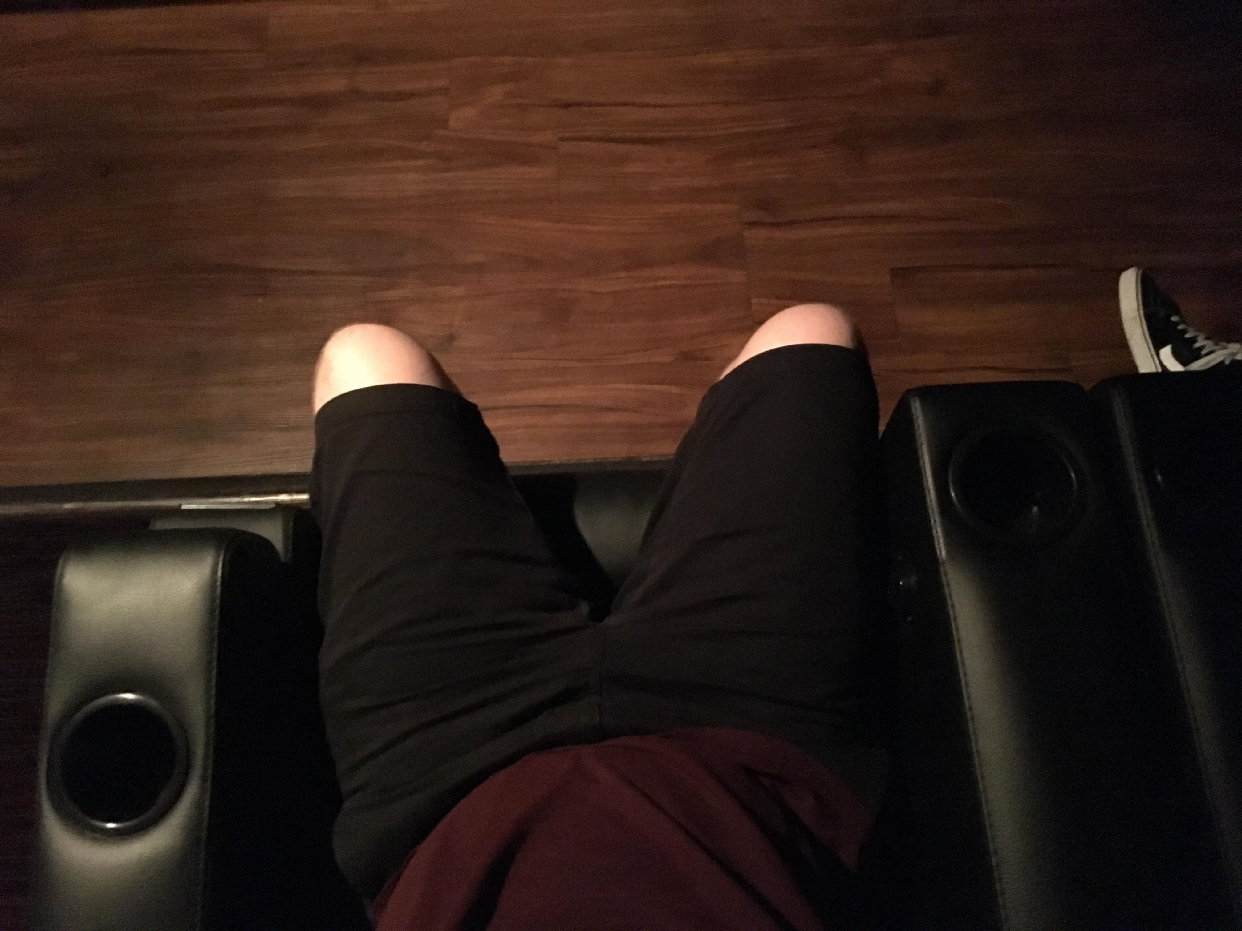 These armrests at different heights r/mildlyinfuriating