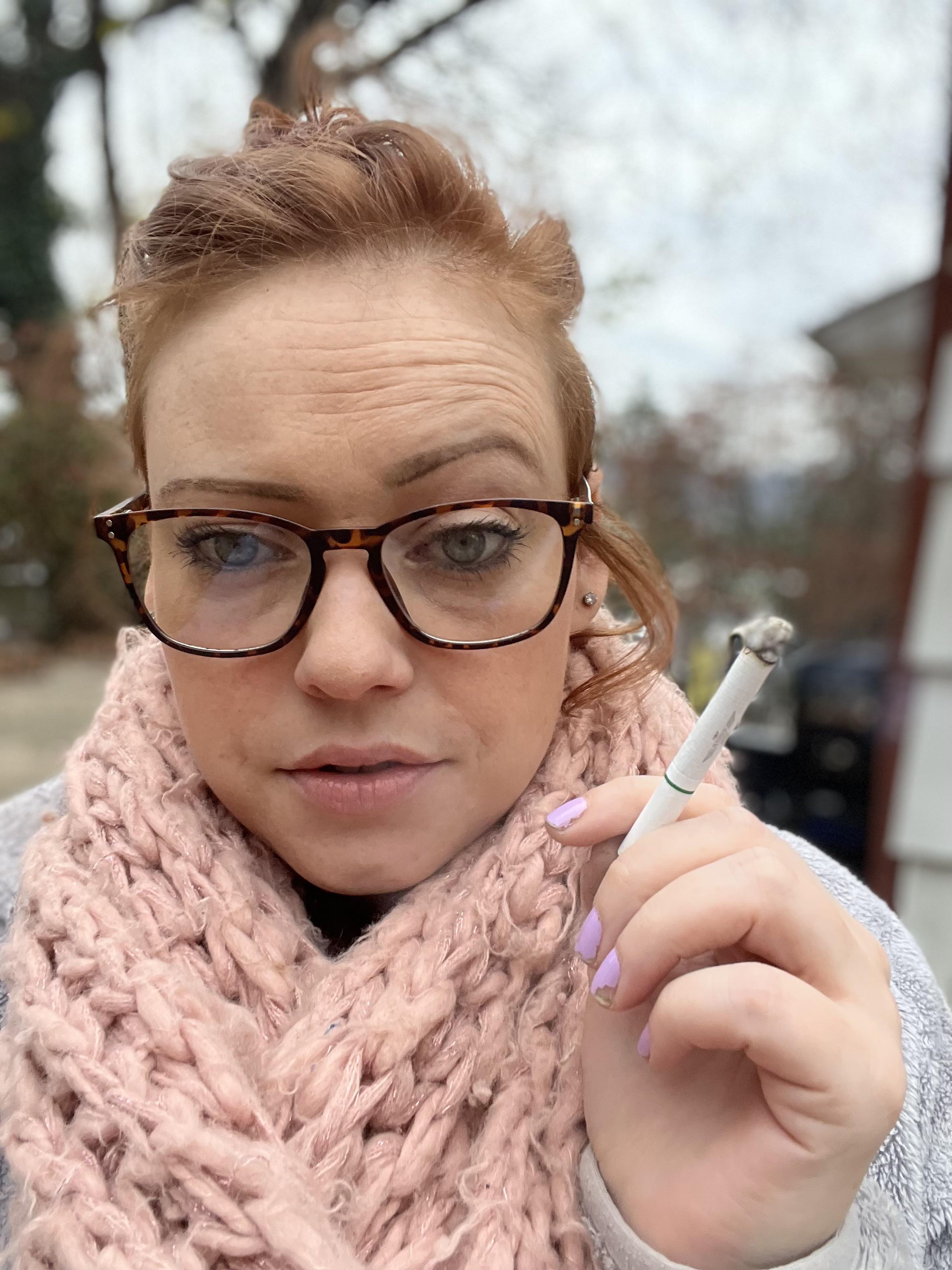 246 best Nude Nicotine images on Pholder | Cigarettes, Smokingfetish and Vaping