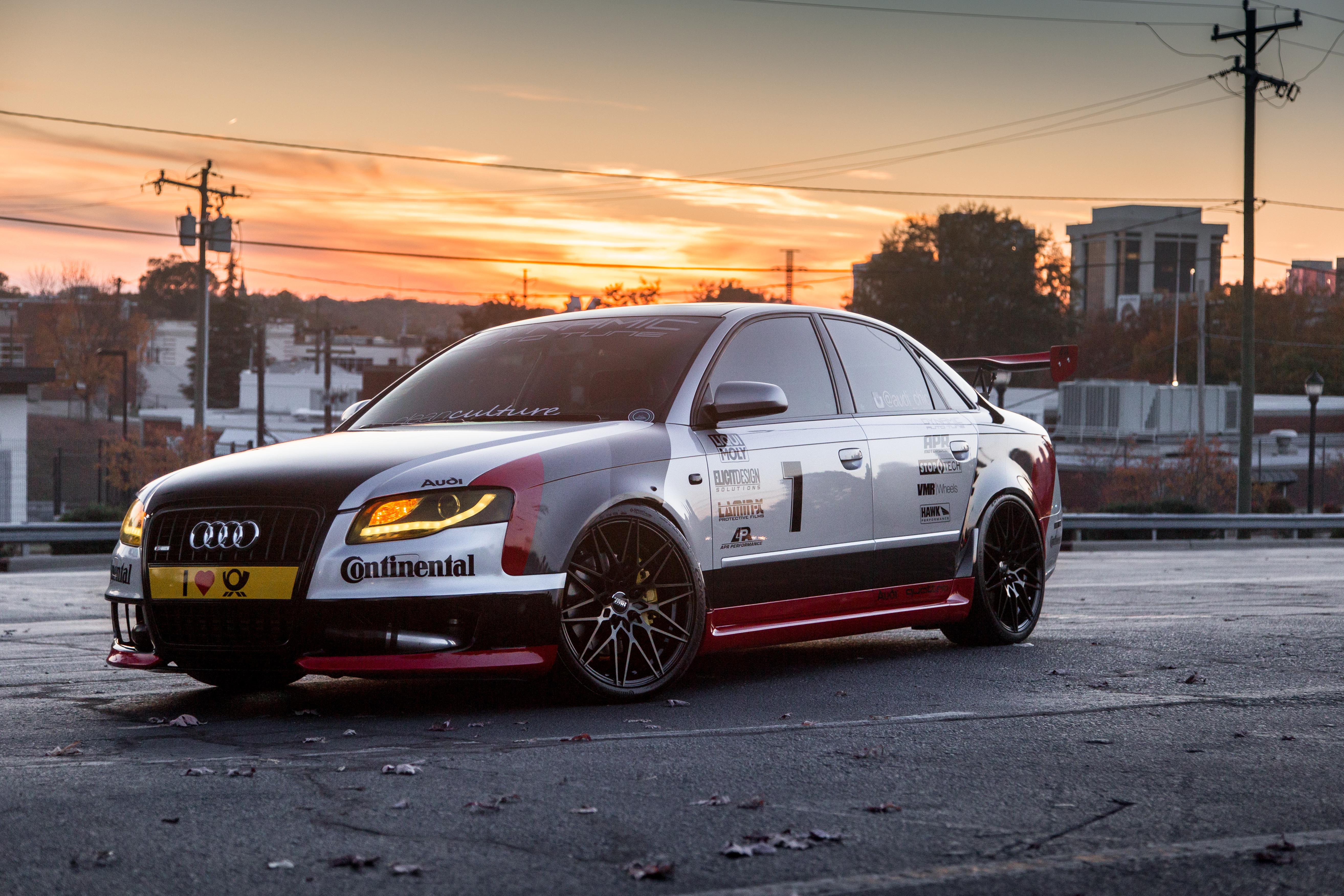 One more of the livery wrapped. Audi