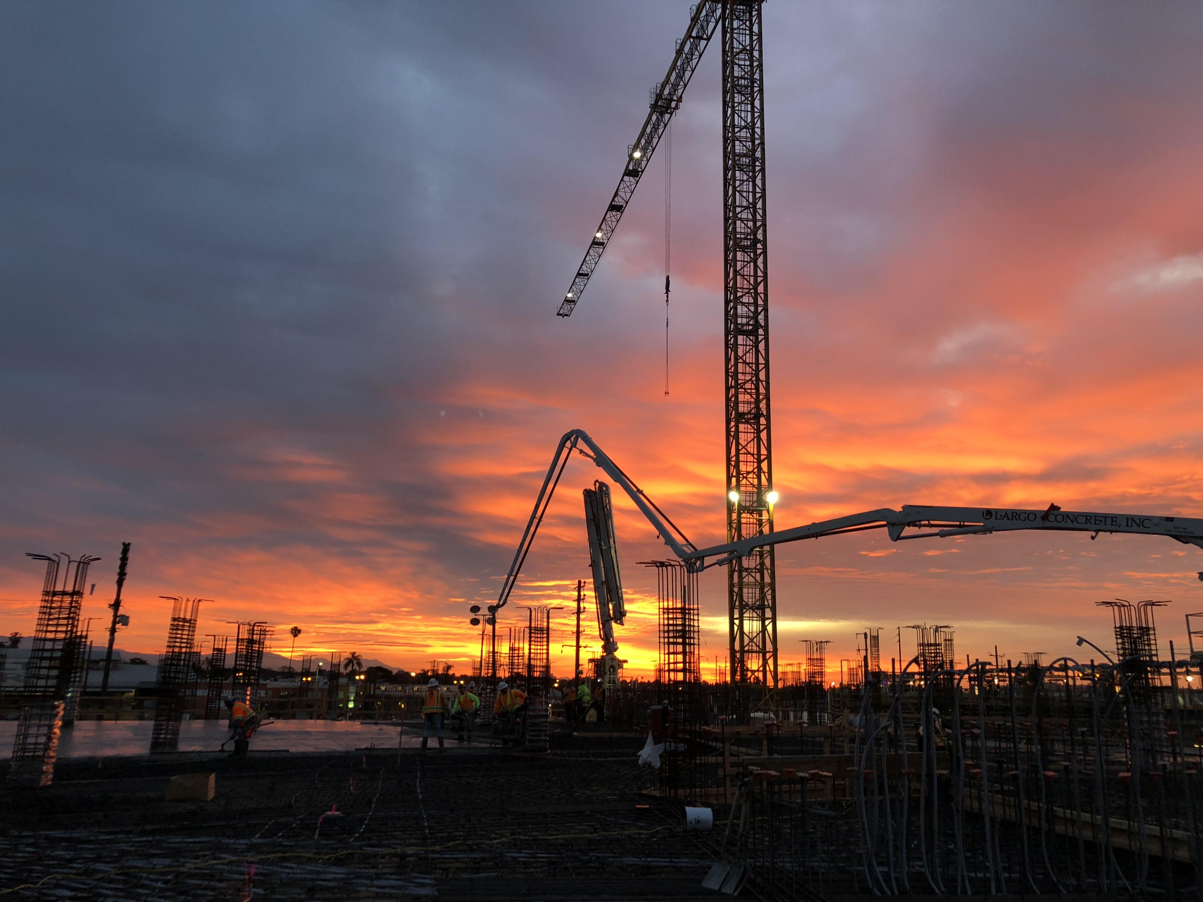 Sunrise 🌇 r/Construction