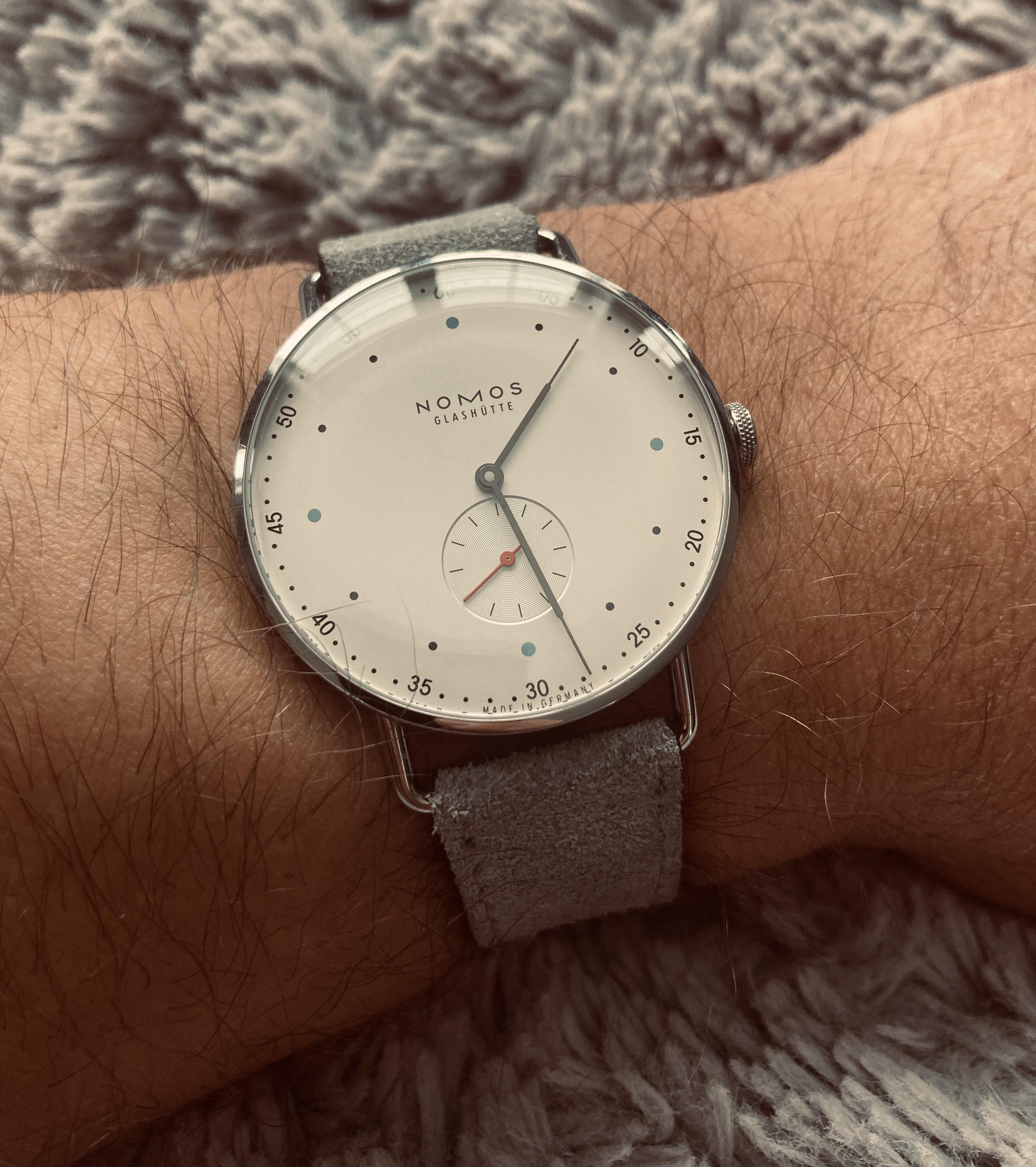 [Nomos] Metro handaufzug r/Watches