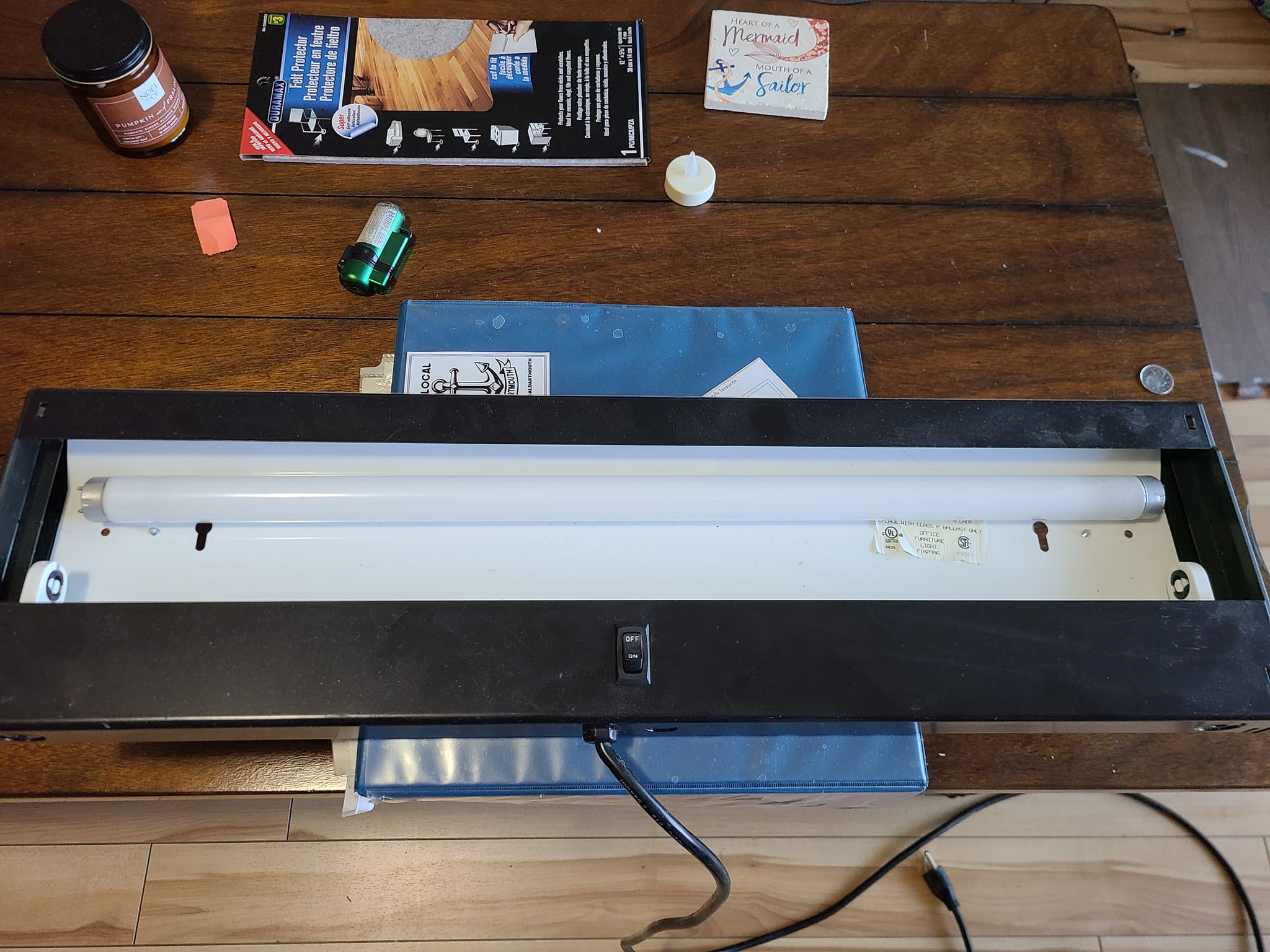 Where can I order online a grow bulb for this? It needs a 17w 2foot T