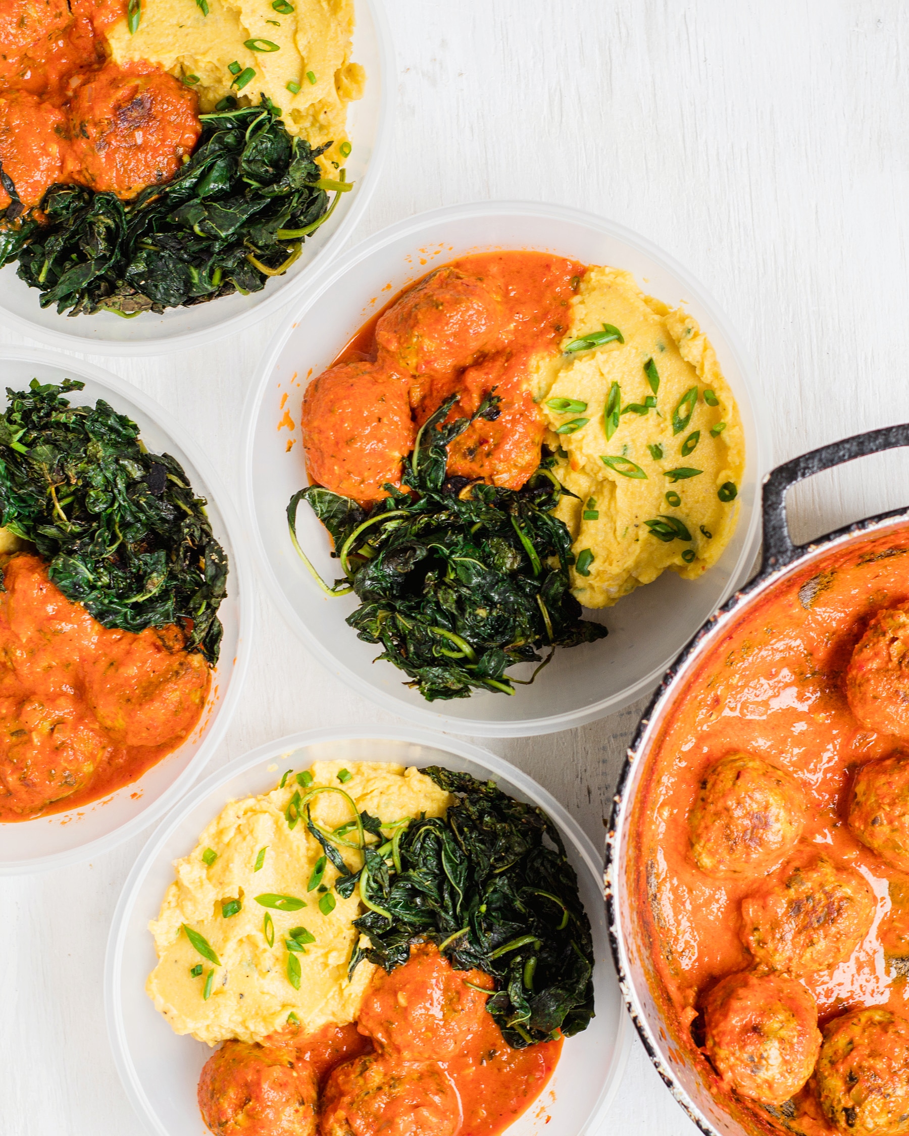 Meal prep Creamy "mashed" cauliflower and chicken meatballs with