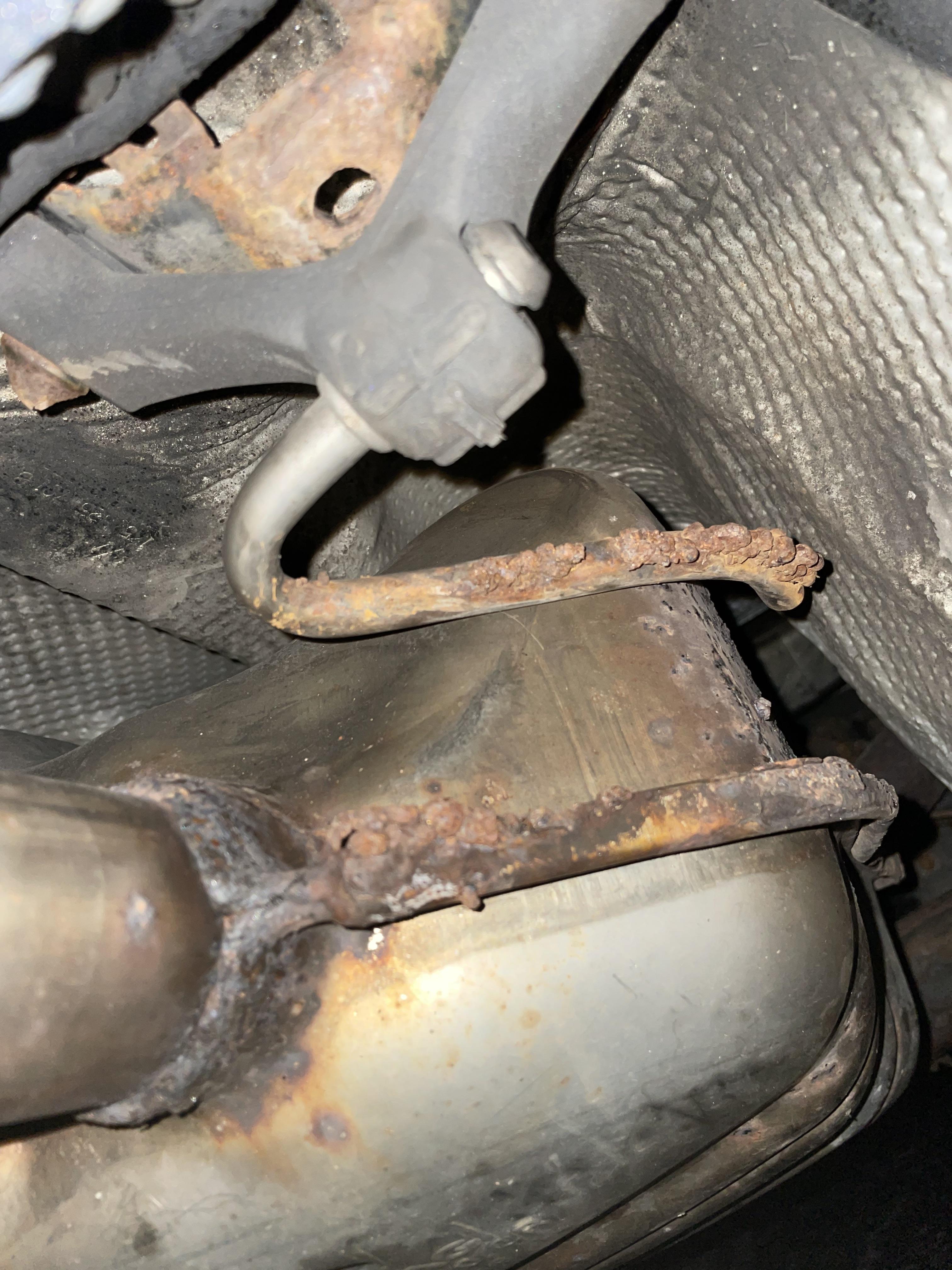 Help fixing broken exhaust hanger r/jetta