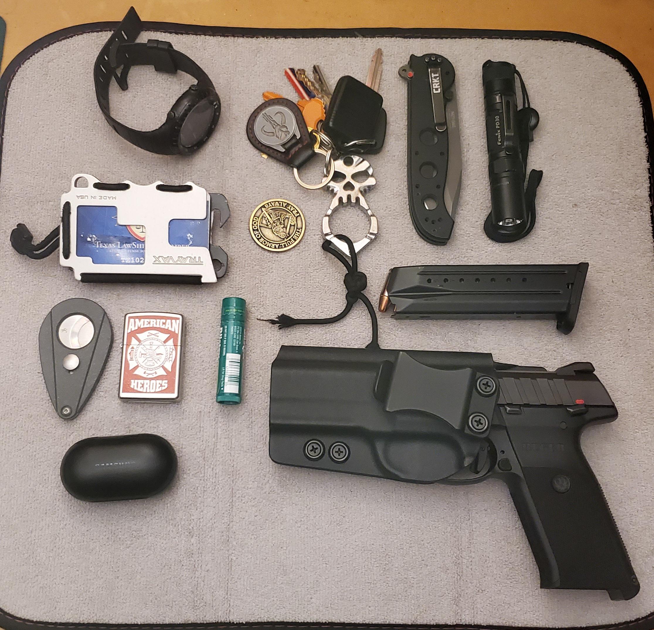 Smoke eater's EDC dump... r/EDC