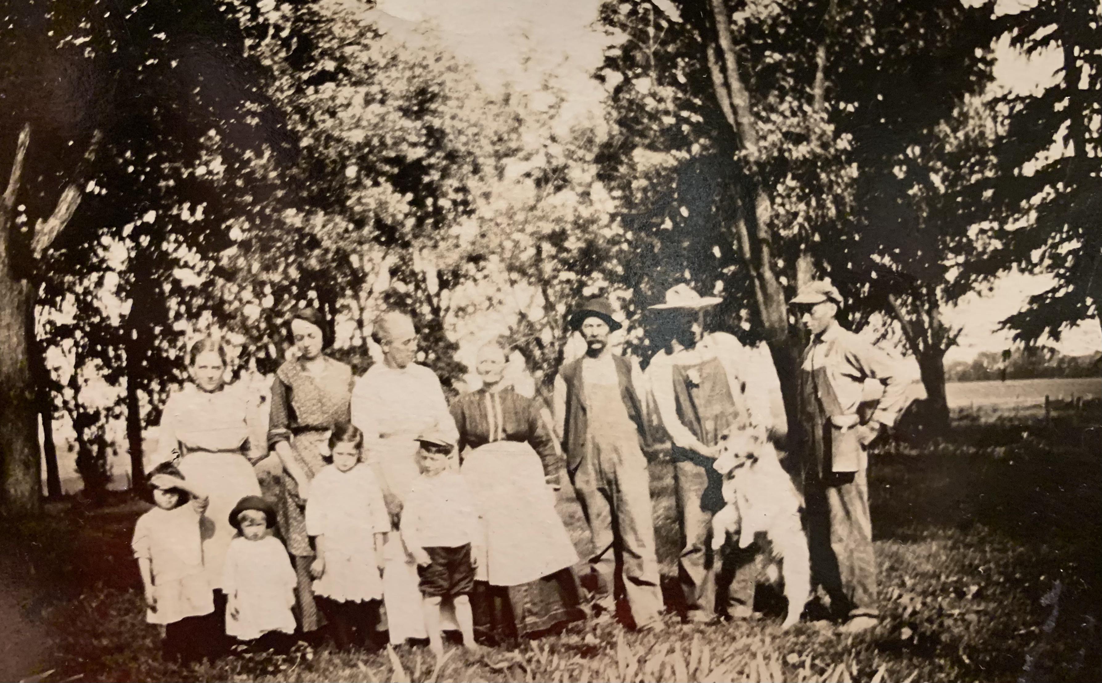 Dutch family in Iowa late 1890 early 1900s. It appears to be a young
