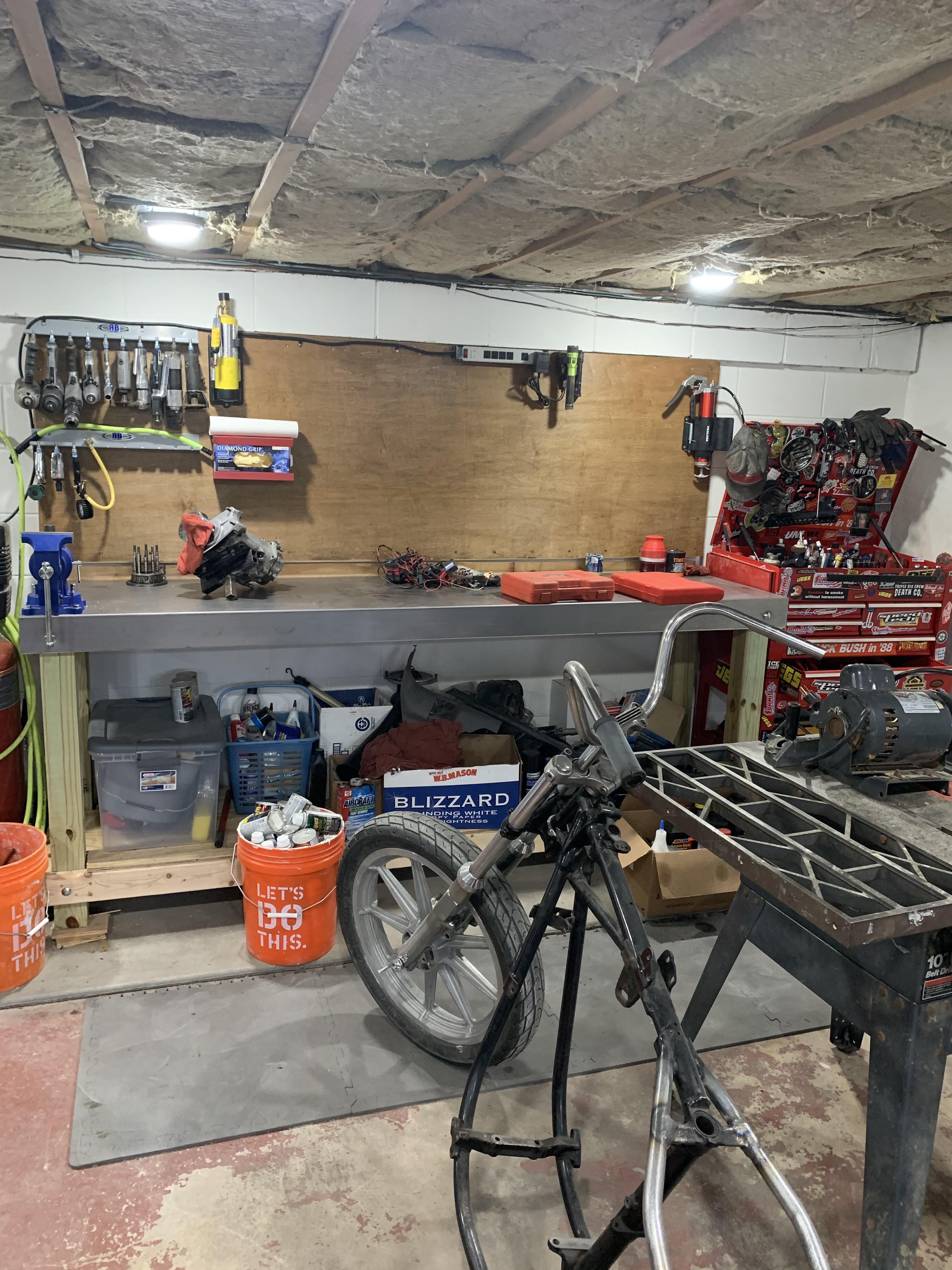 Wall Mounted Garage Workbench Design