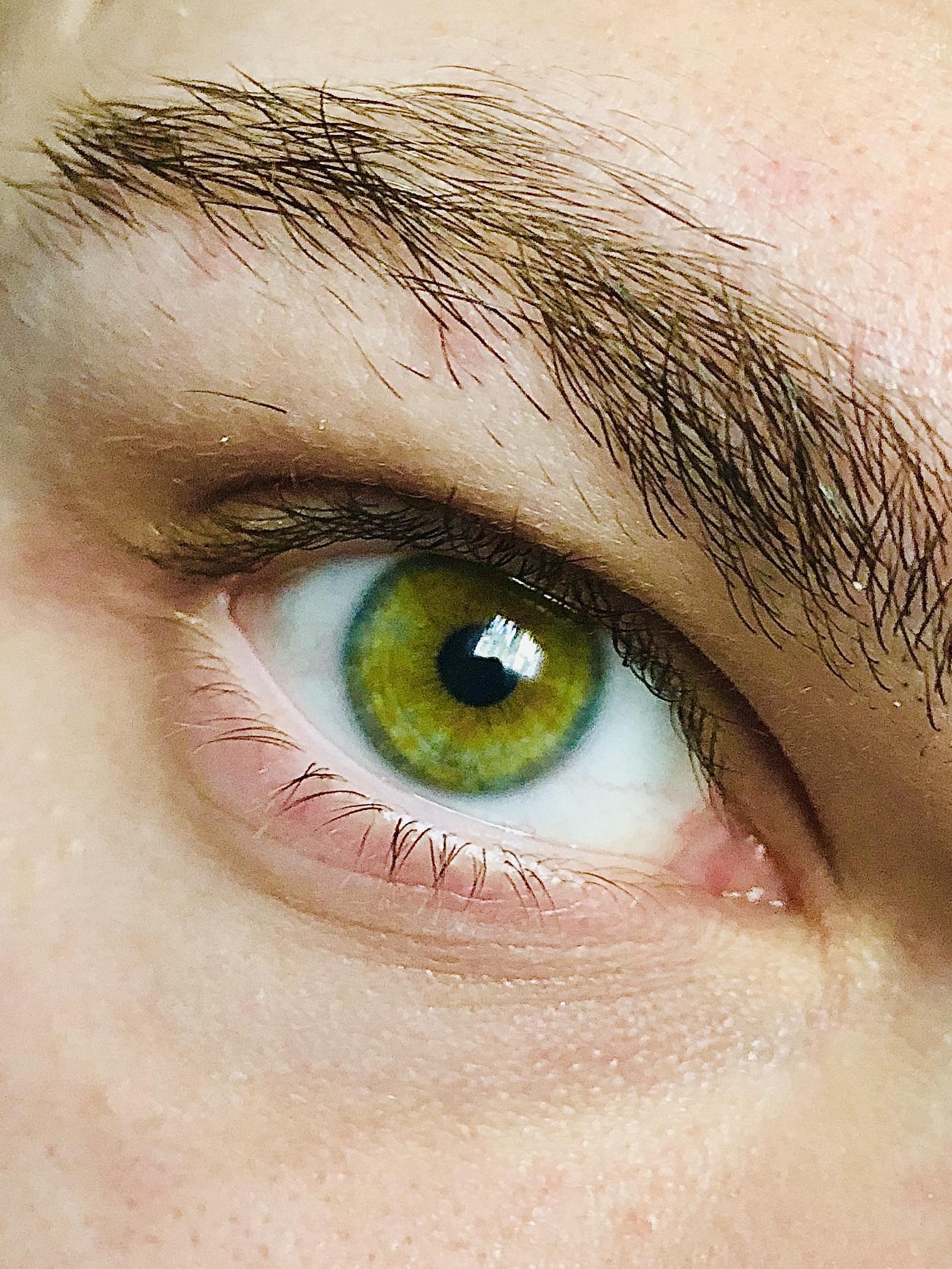 Ill try to get a better picture soon! They change from yellowish to