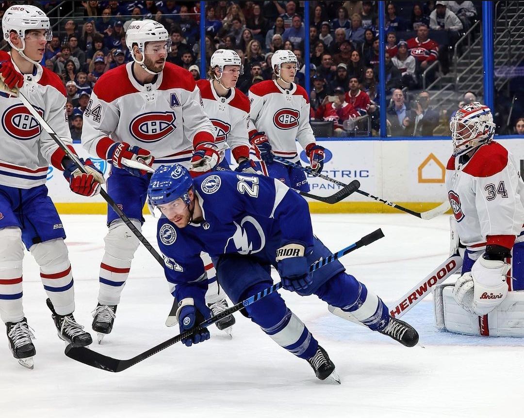 Aftermath of Brayden Points goal leaving 4 Canadiens in the dust r/hockey