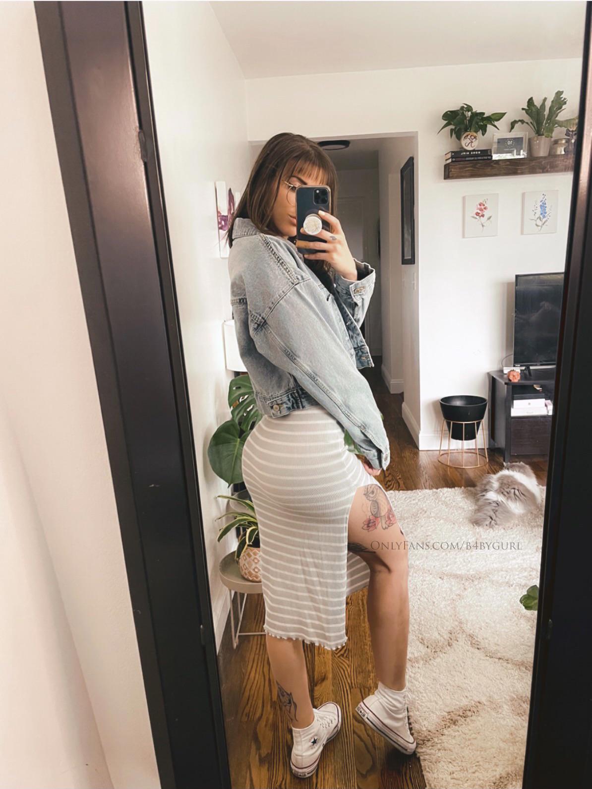 You should see me with my clothes off 🥰 : OnlyFansAsstastic