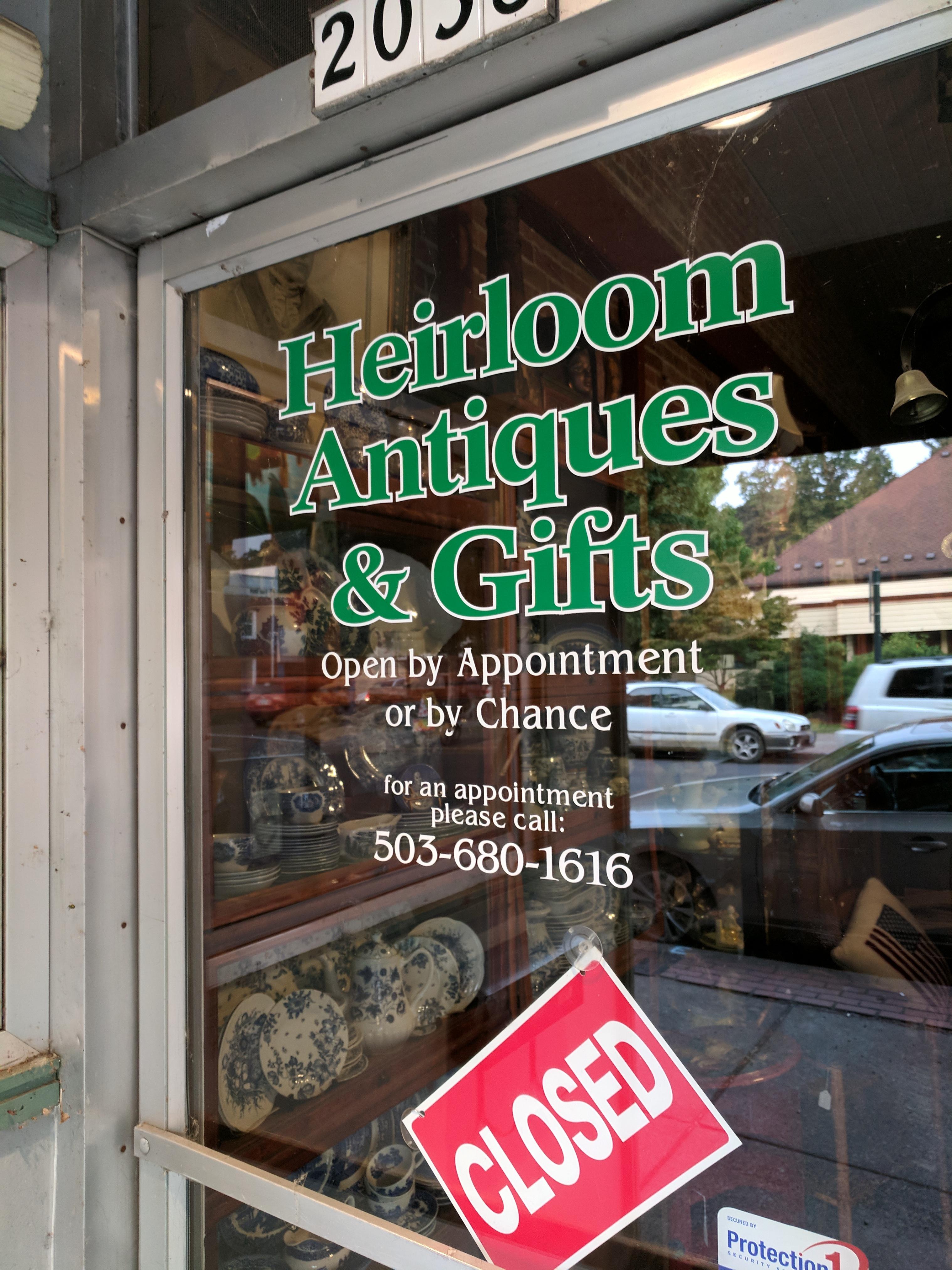 This Antique Stores Hours r/mildlyinteresting