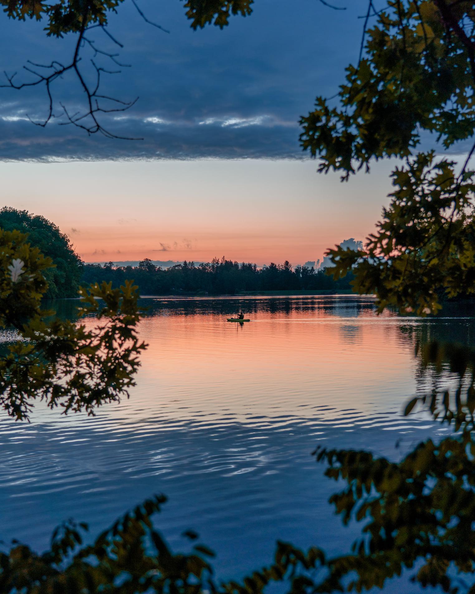 Evening at the lake. Cleveland Metroparks Hinckley Reservation. r/Cleveland