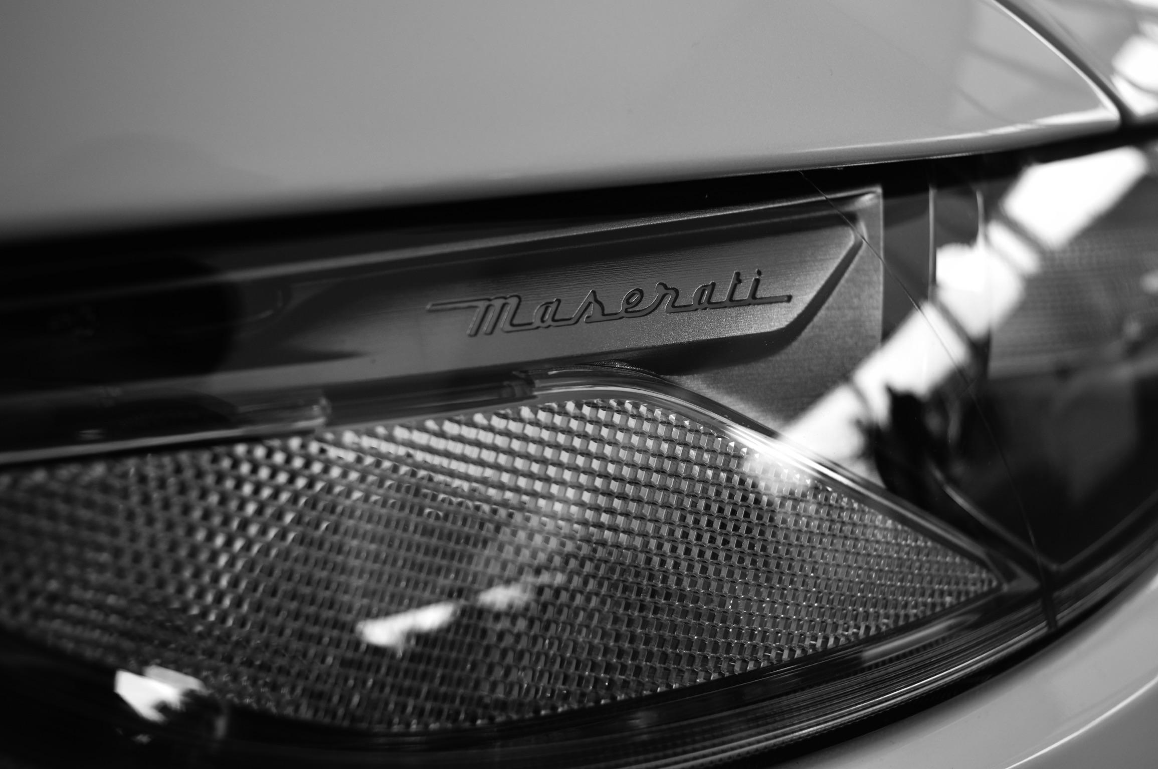 Headlamp of a Ghibli : r/Maserati