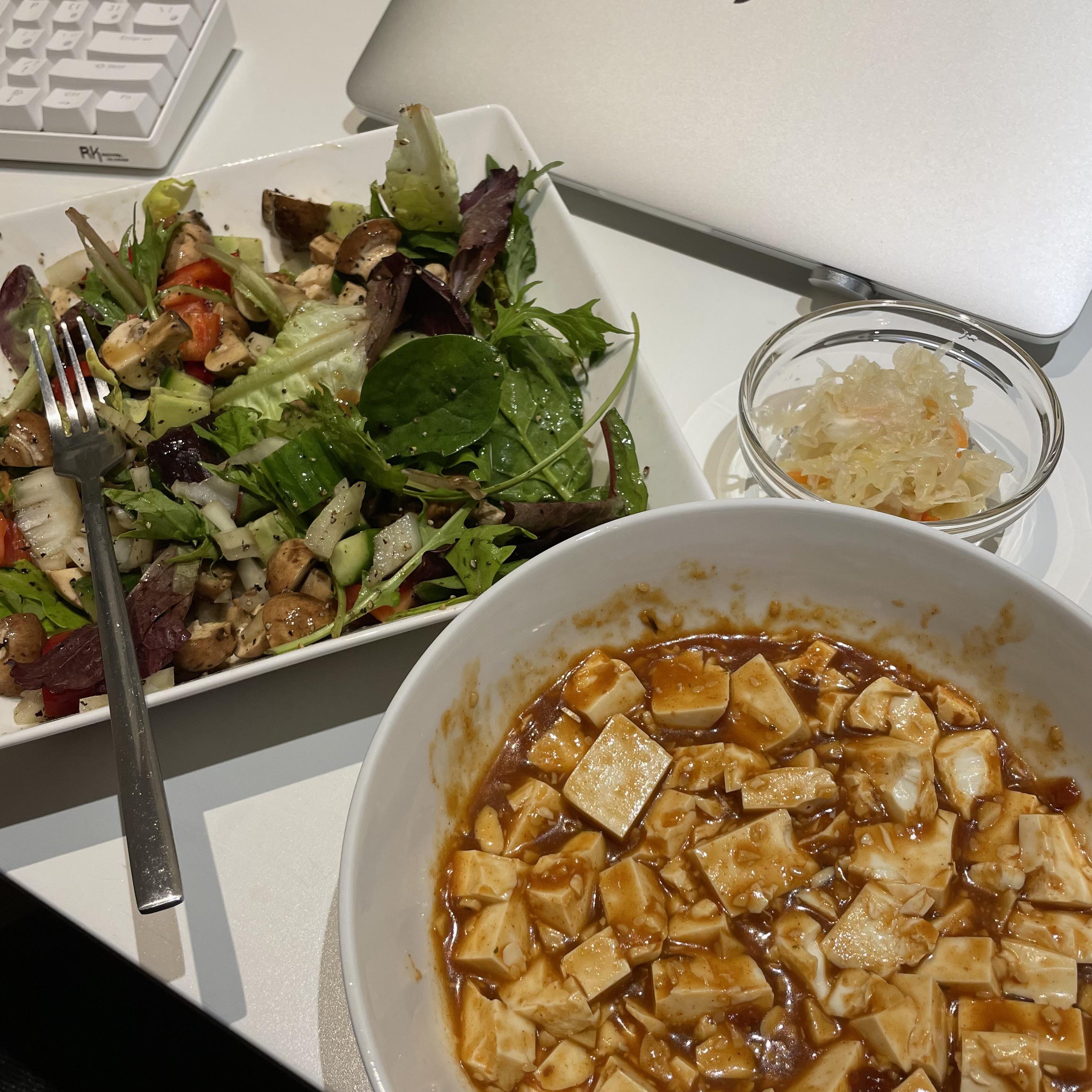 okay this looks a bit nasty, but i swear it’s super good. also i only