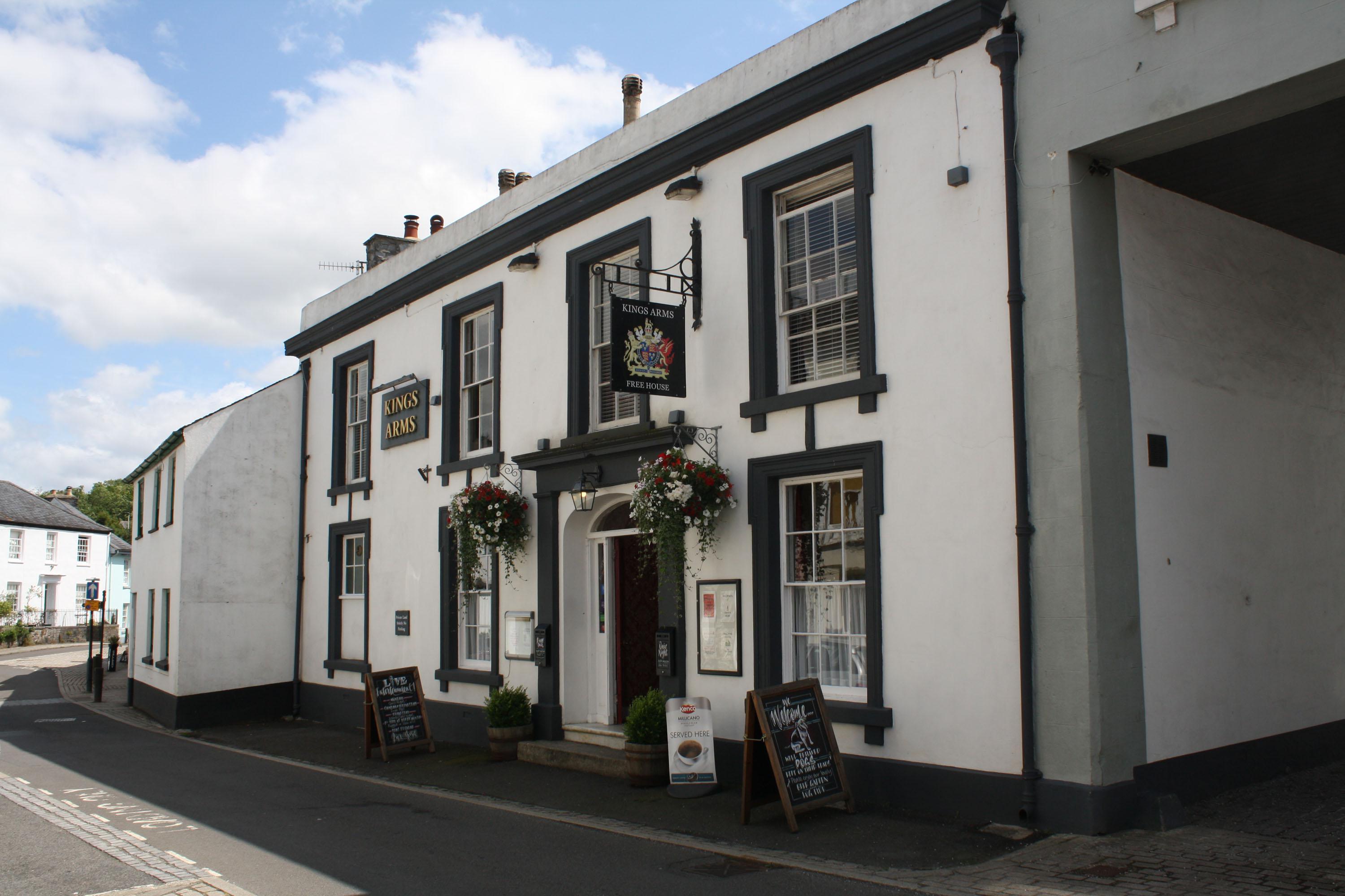 The King's Arms Public House, 15 Fore Street, Buckfastleigh, Devon