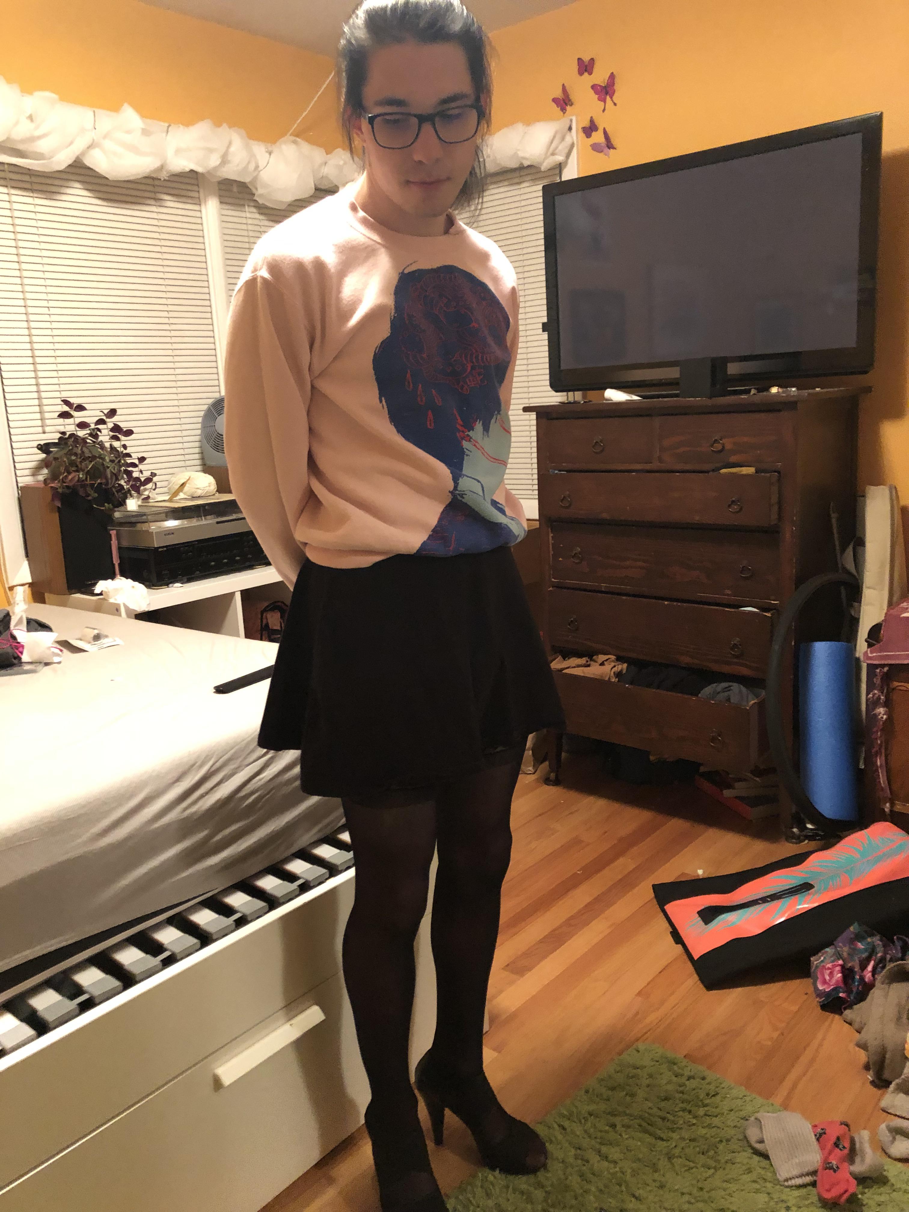 This was my first time dressing up, hope you guys like it! r