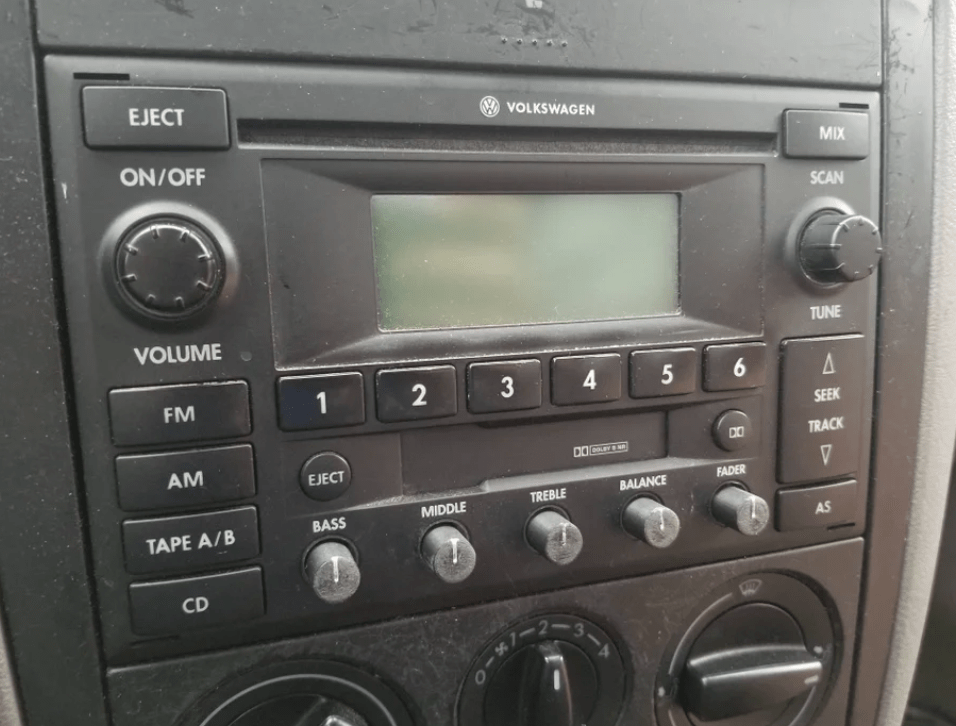 Made some 3D printed MKIV radio knobs for anyone who wanted the files
