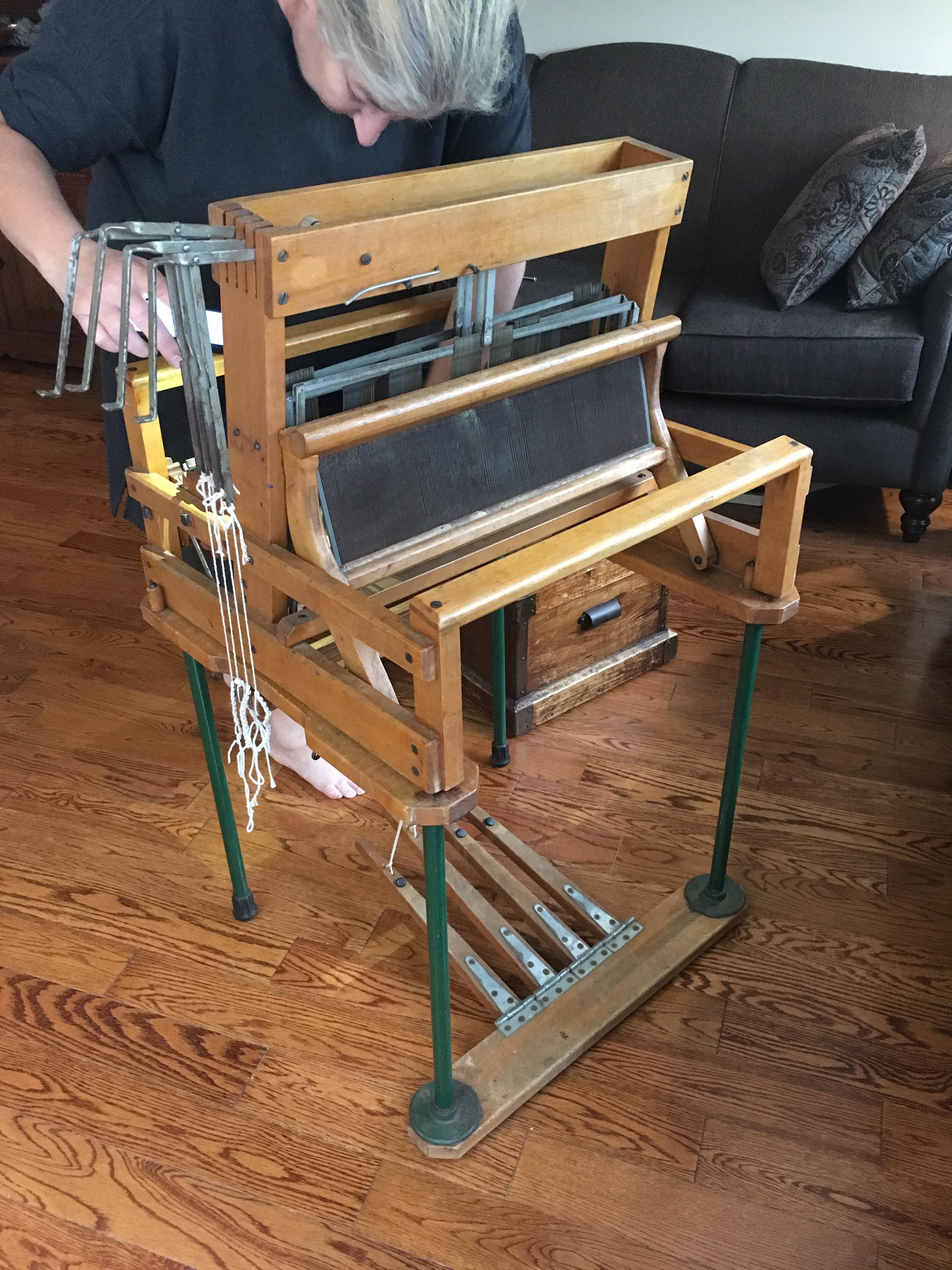 Vintage 4 Shaft Rigid Heddle Tabletop Loom with optional floor stand