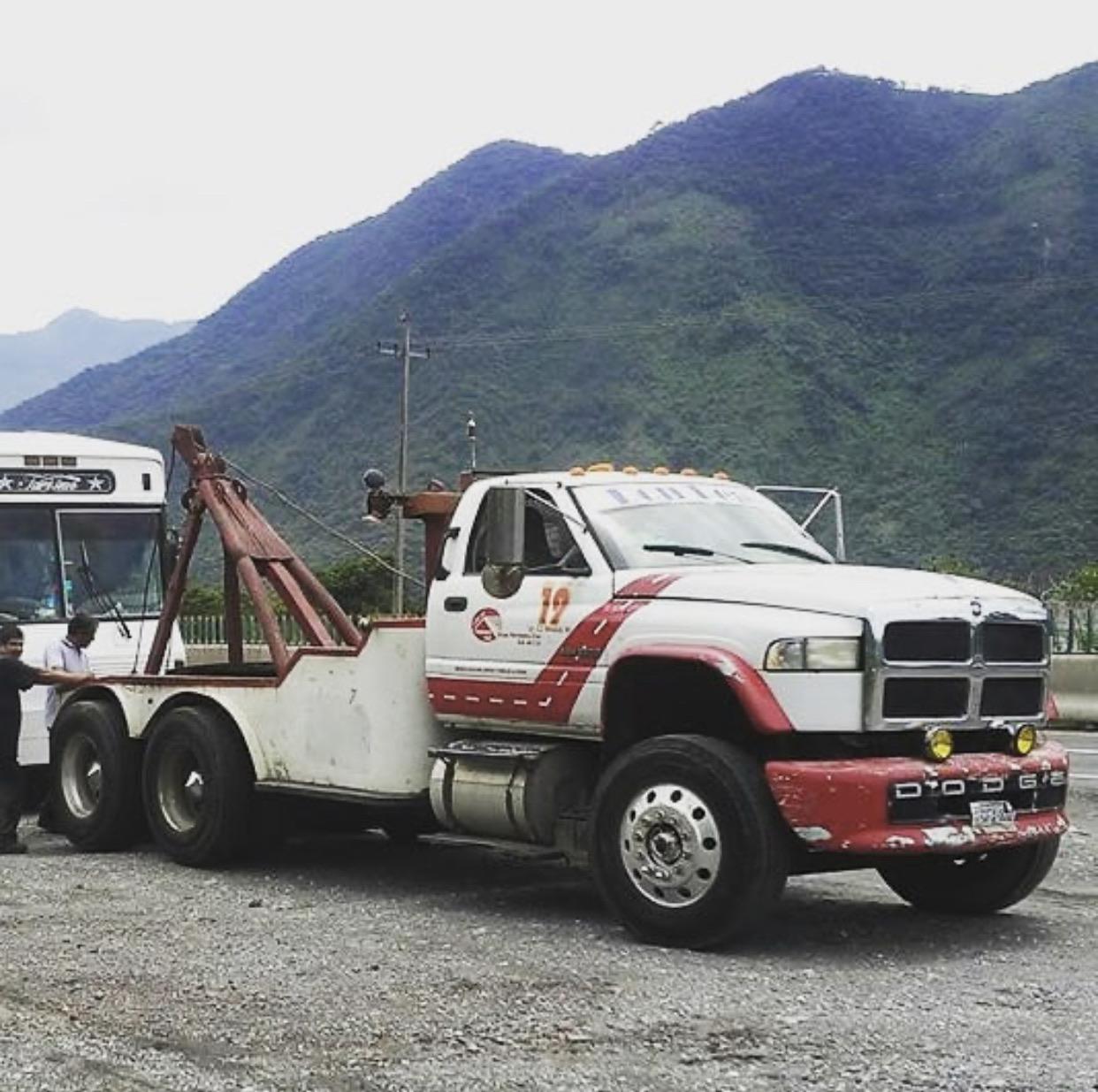 Dodge Ram 7500 Lifted