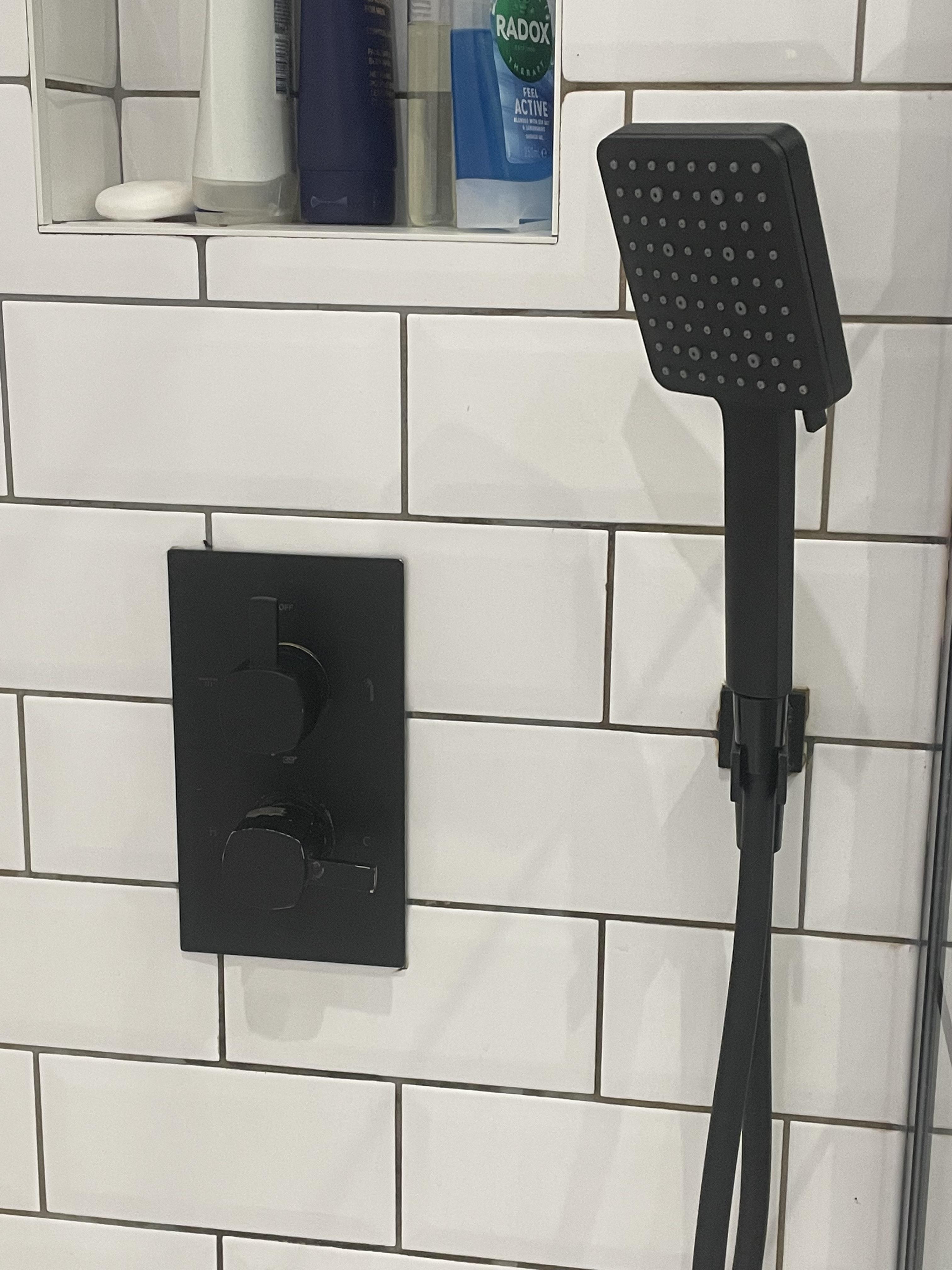 Shower temperature gauge broken r/HomeMaintenance