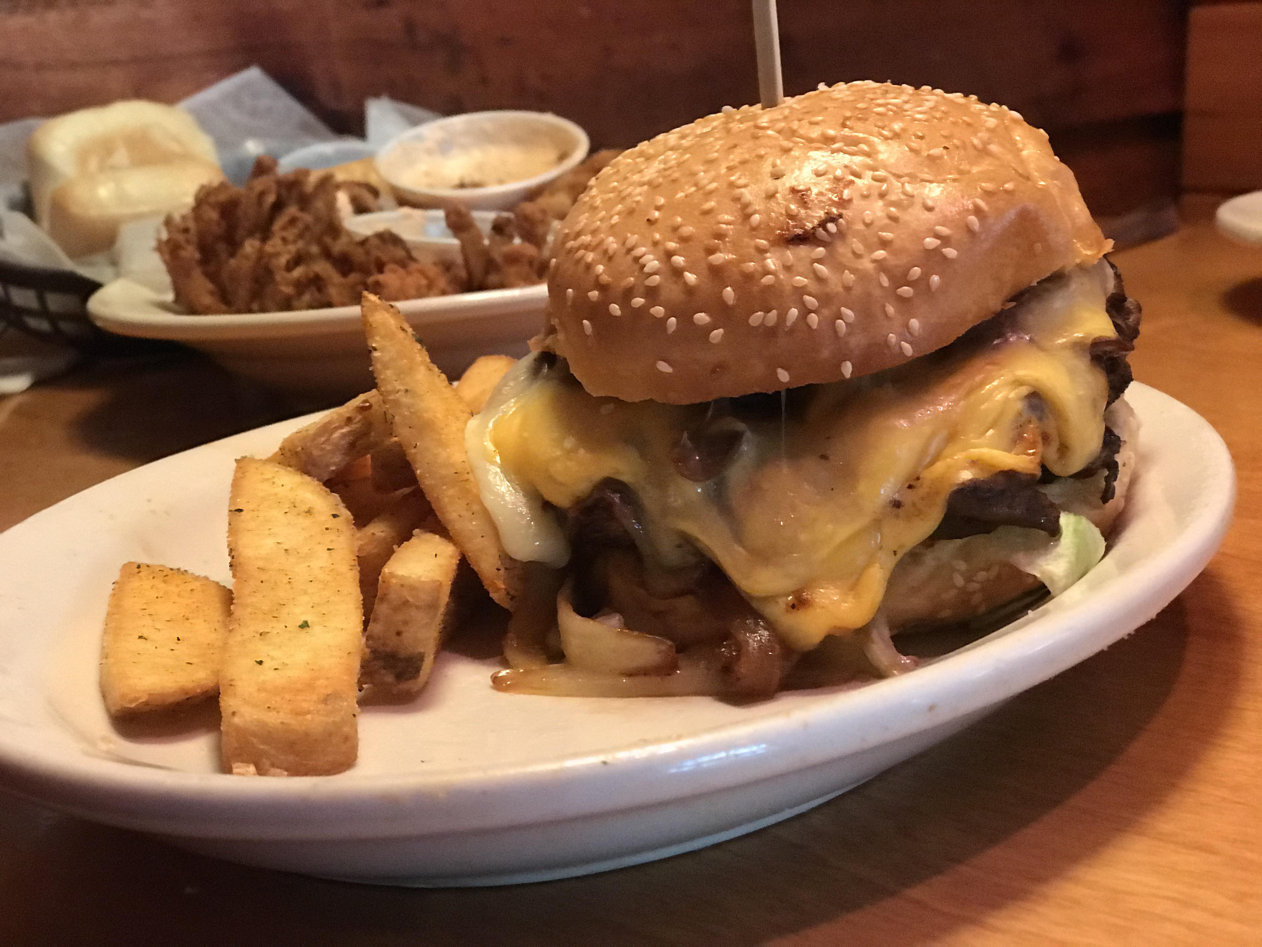Smokehouse Burger Texas Roadhouse r/burgers
