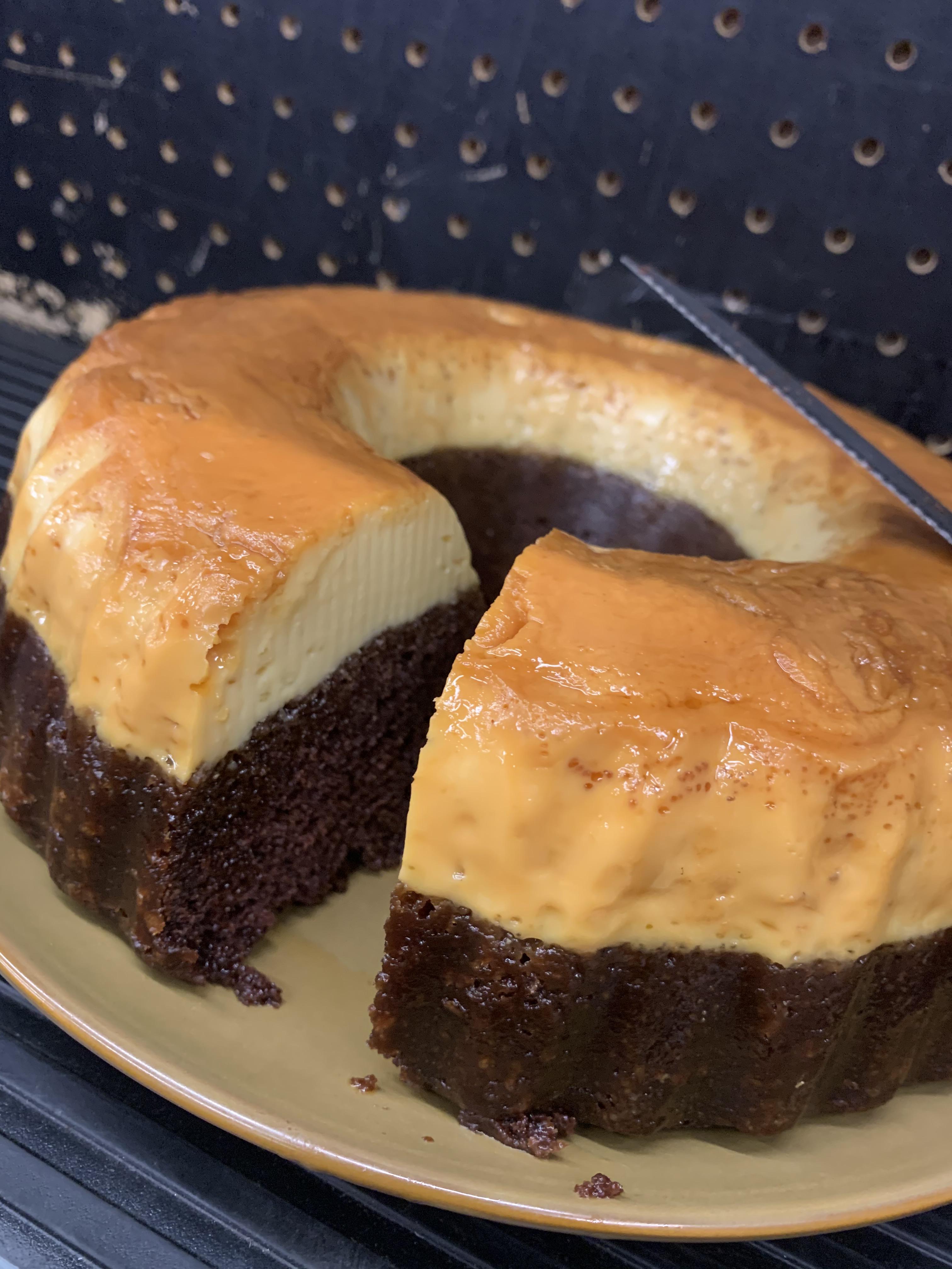 Made Chocoflan for the co workers FoodPorn