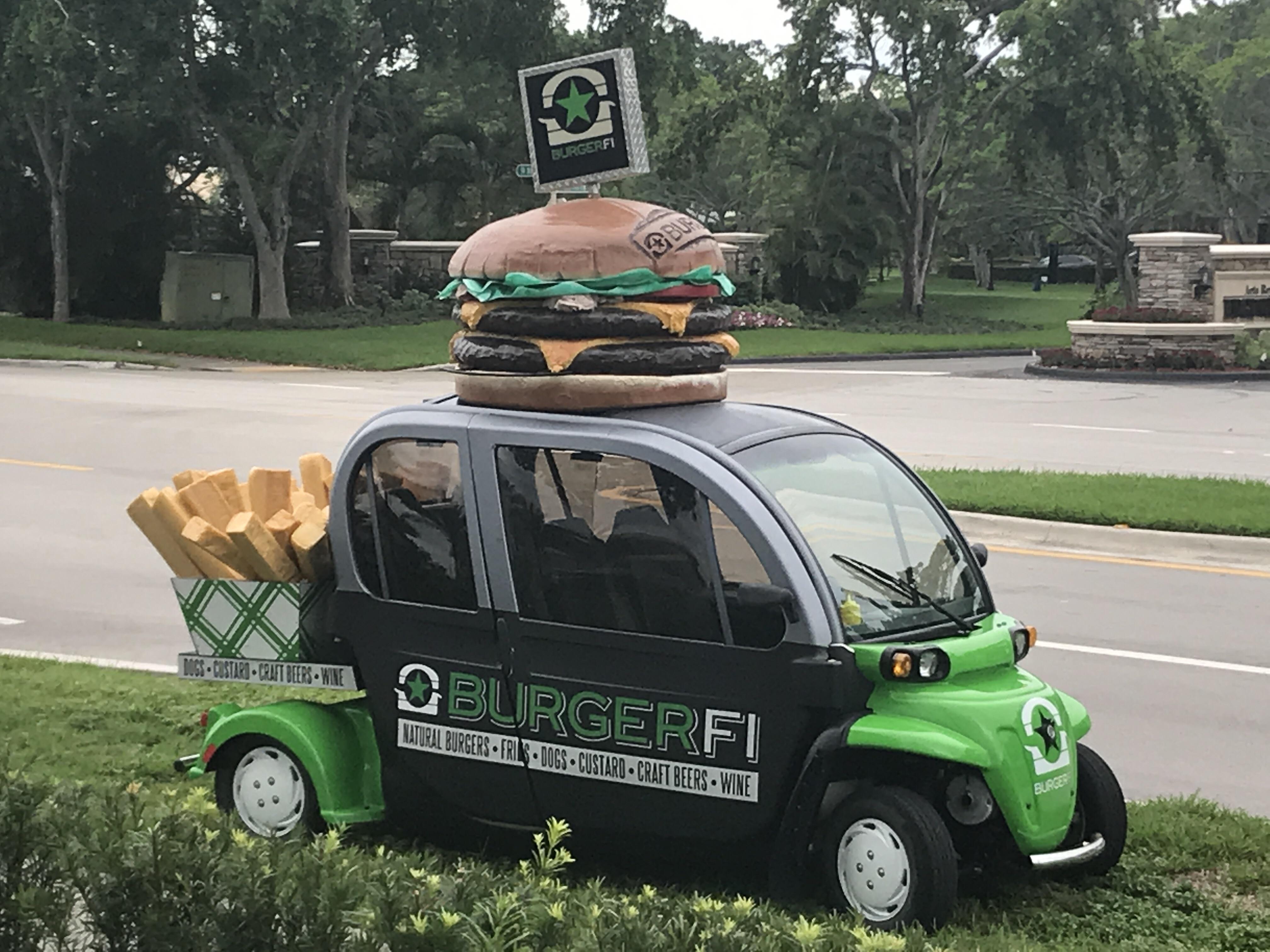 My local Burgerfi’s new delivery cars are on point r/DesignPorn