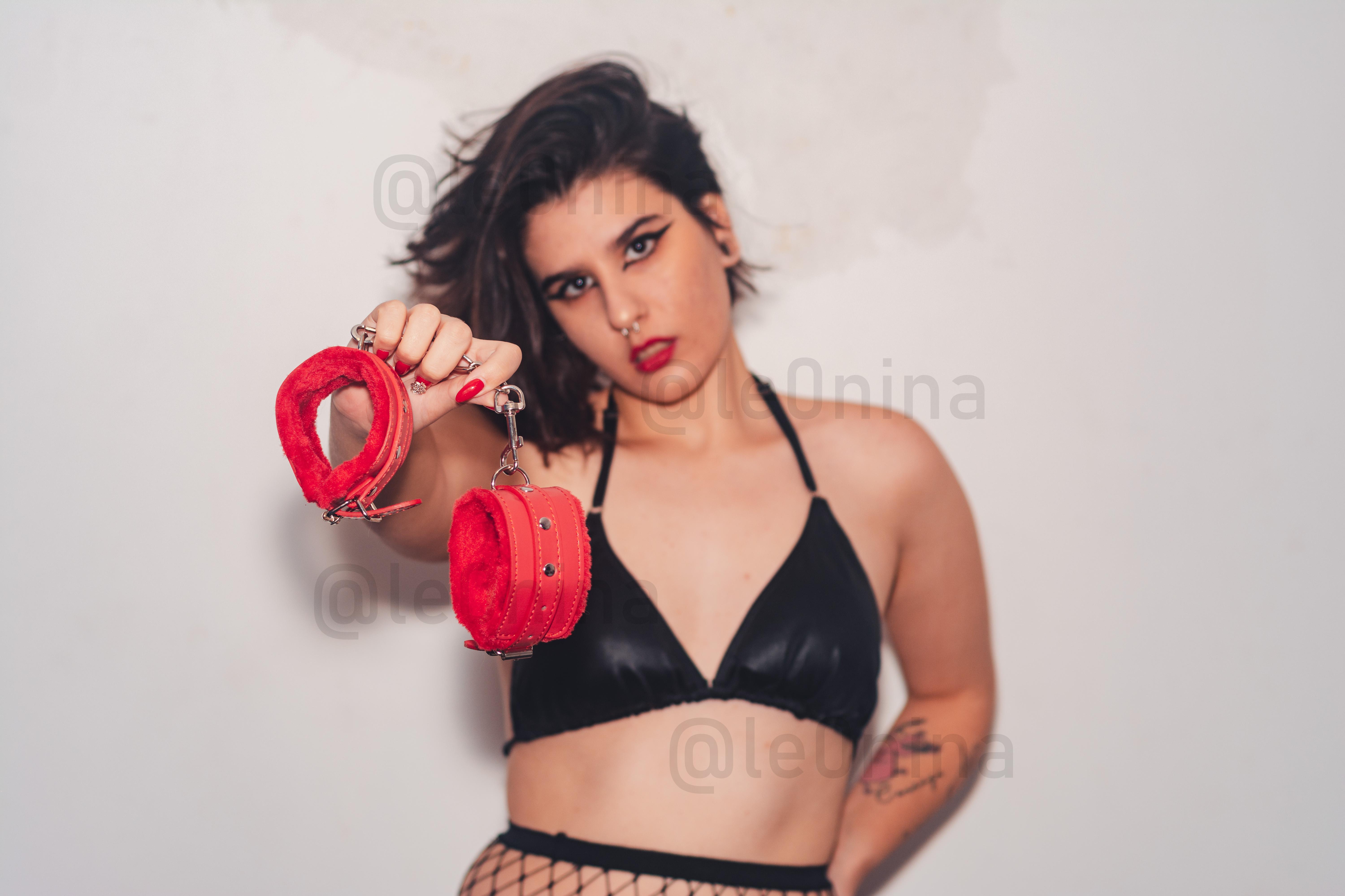 HI! I'm Nina. Big ass, tits, femdom, only fan free, explicit content