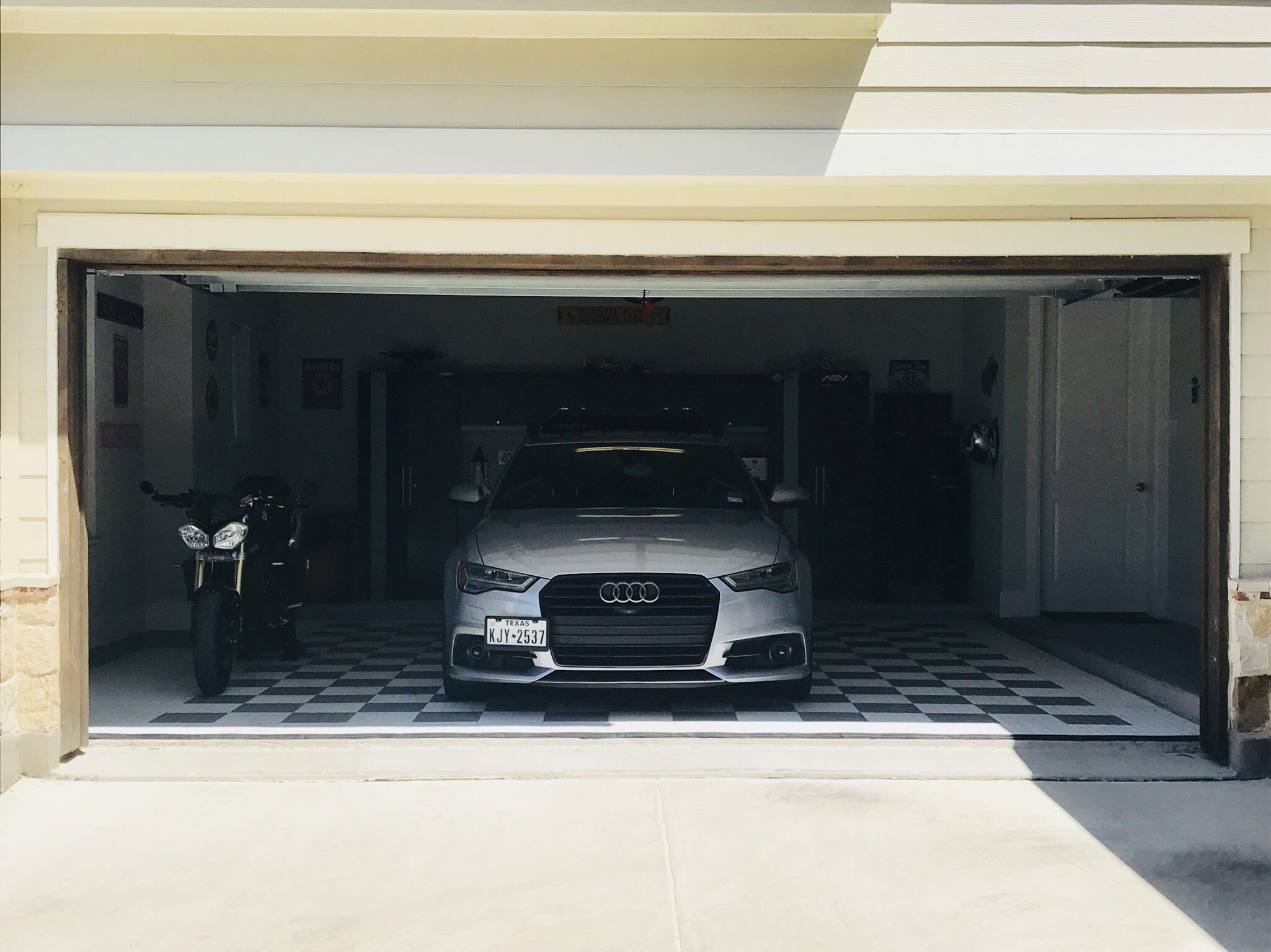 Finally finished my dream garage! r/Audi